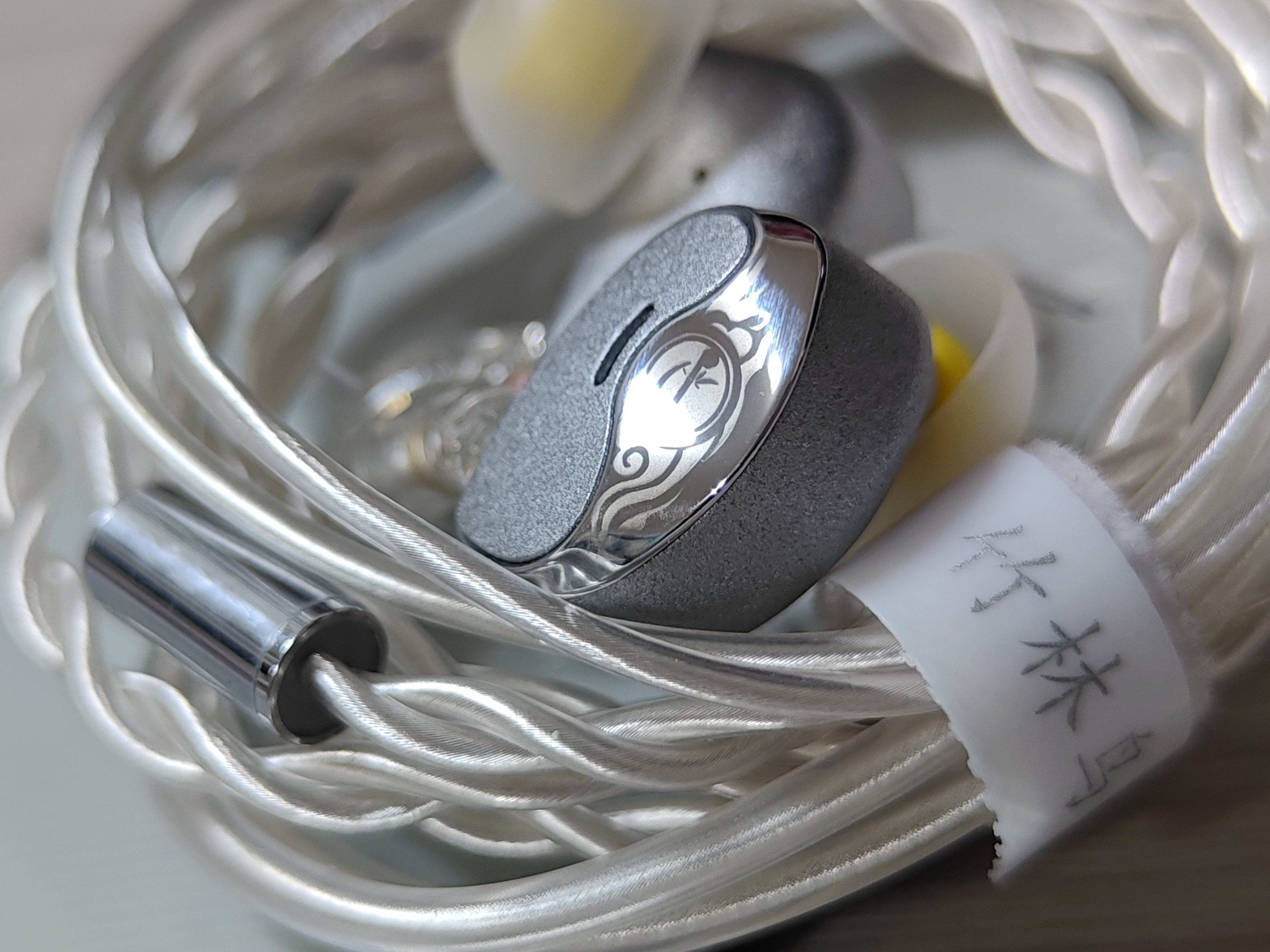 □竹林鳥 Qingluan Z4 紹介｜イヤホンジャックと豆🐒@ポタオデ