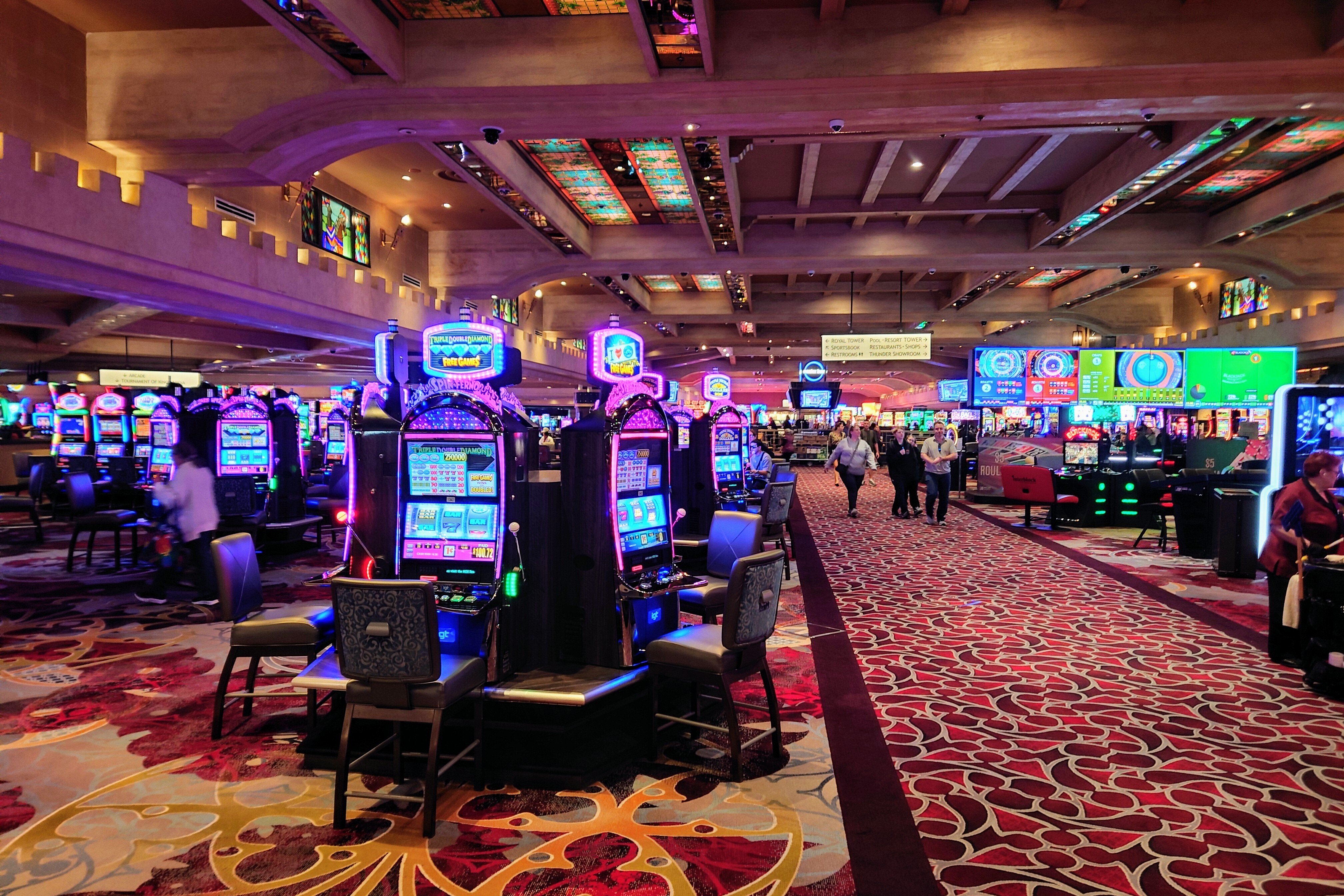 Scans show both sides of two different MGM Grand chips. 30