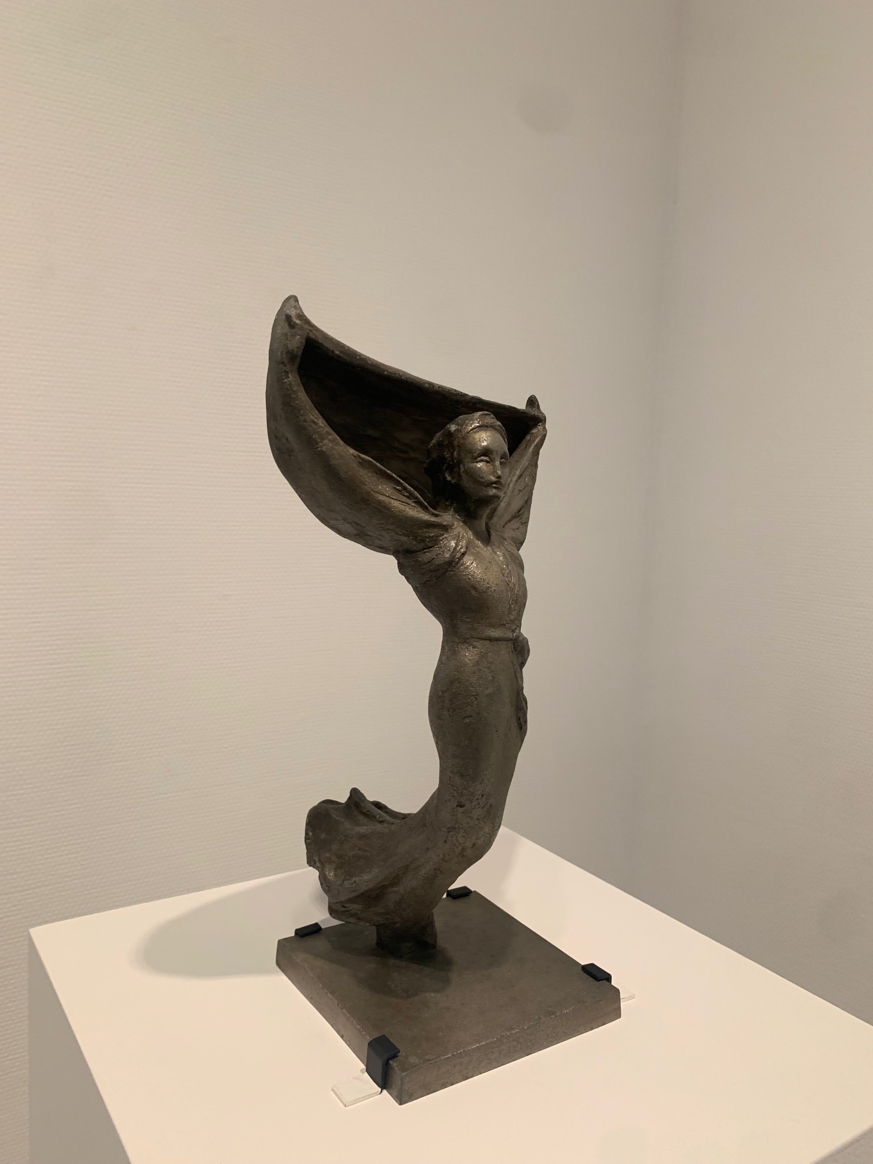 彫刻画　オリエンタルの美 りゅうおうの妻があらわれた！荻島安二《日本髪》【MoMAT