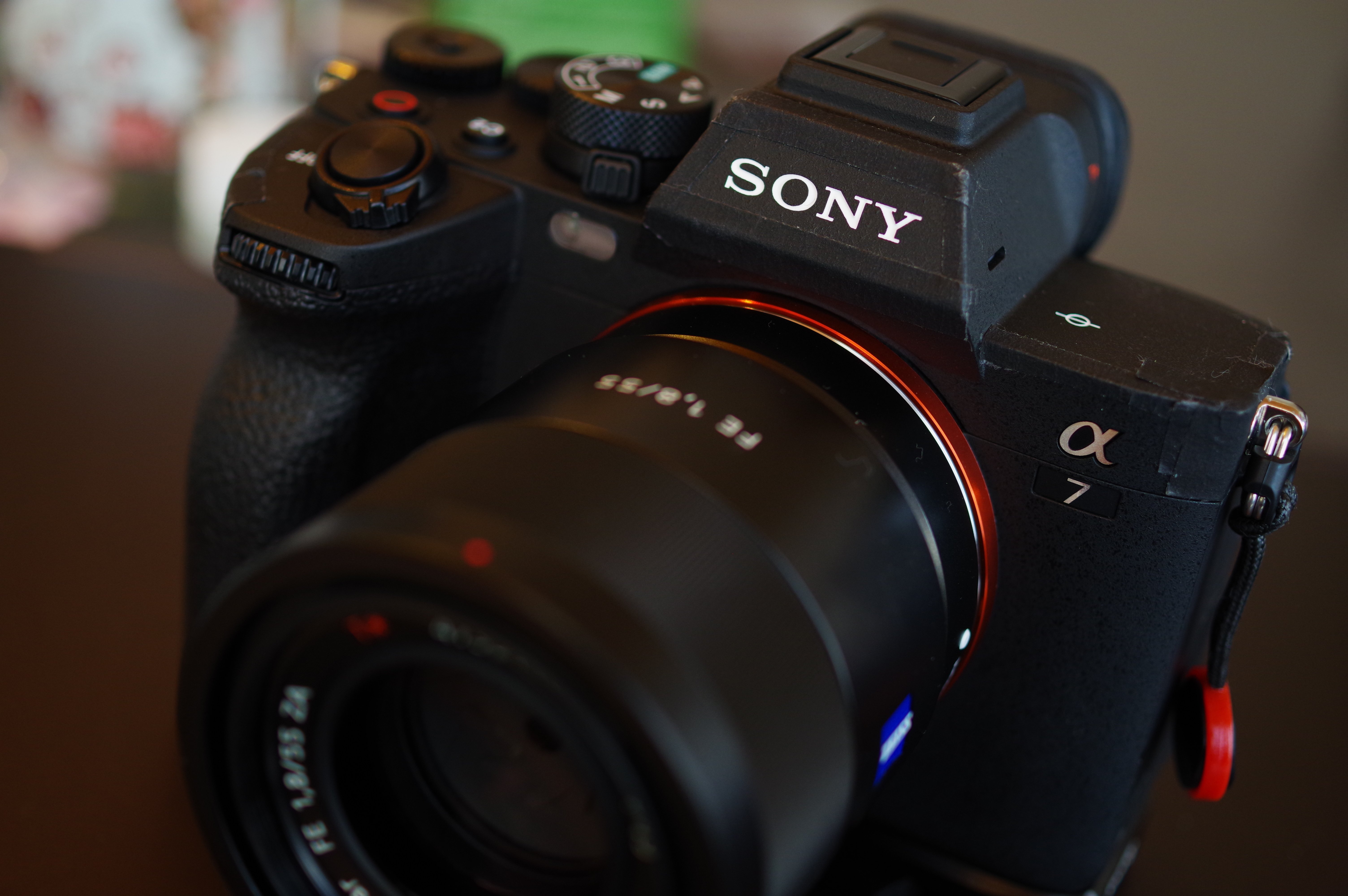 新たなカメラがやってきた。SONY α7Ⅳ|地鶏(2期) 新たなカメラがやってきた。SONY α7Ⅳ|地鶏(2期)