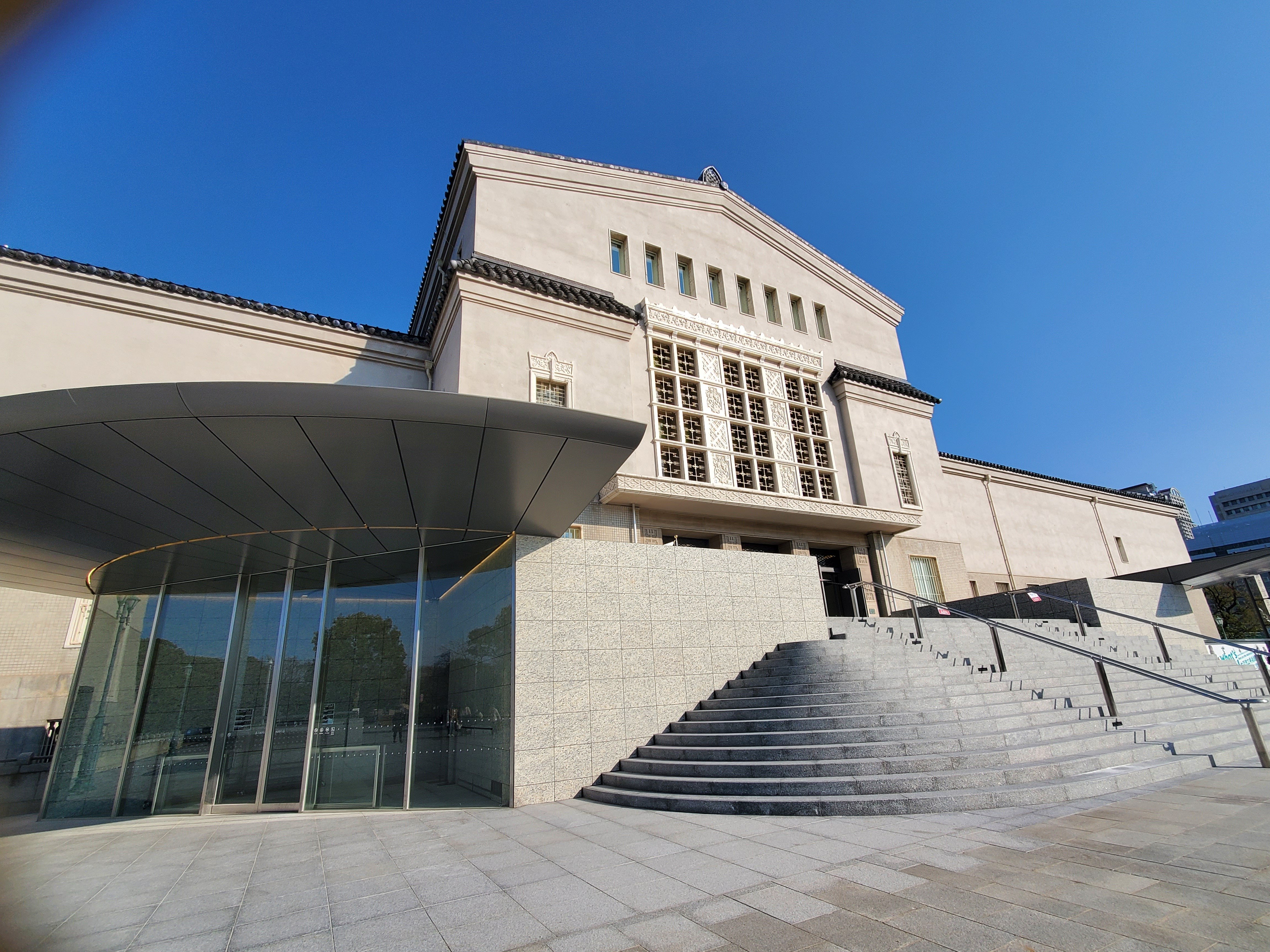 生まれ変わった大阪市立美術館で特別記念展|千世(ちせ) 生まれ変わった大阪市立美術館で特別記念展|千世(ちせ)