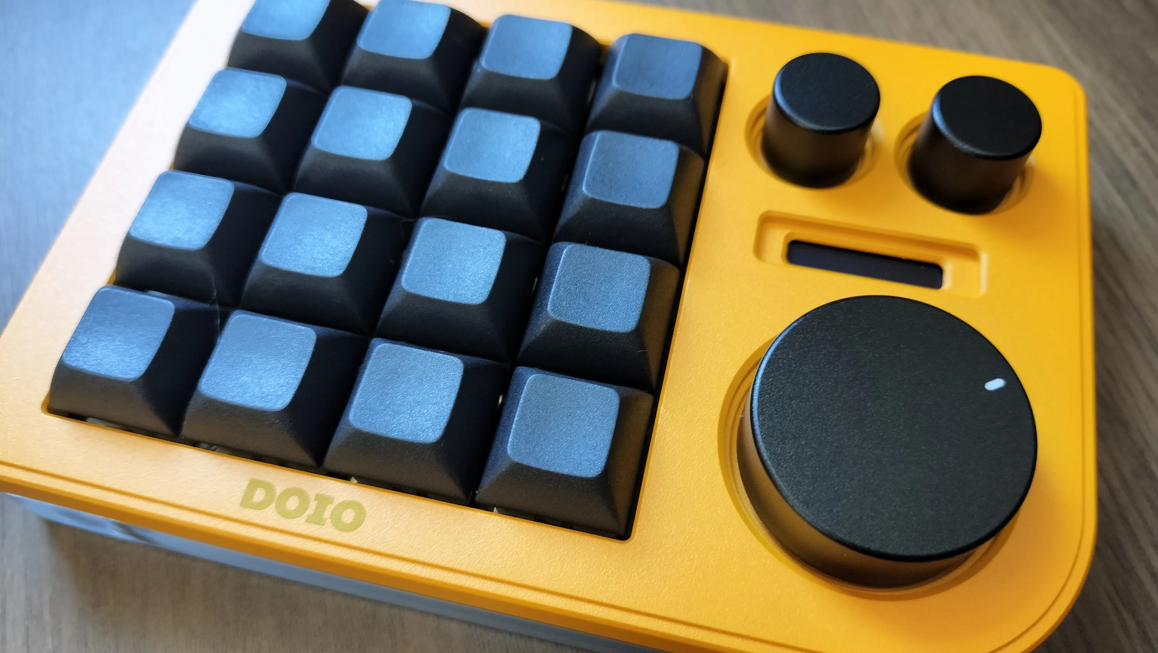 日記】DOIO KB16がやってきたぞ【片手デバイス】｜窓際書堂