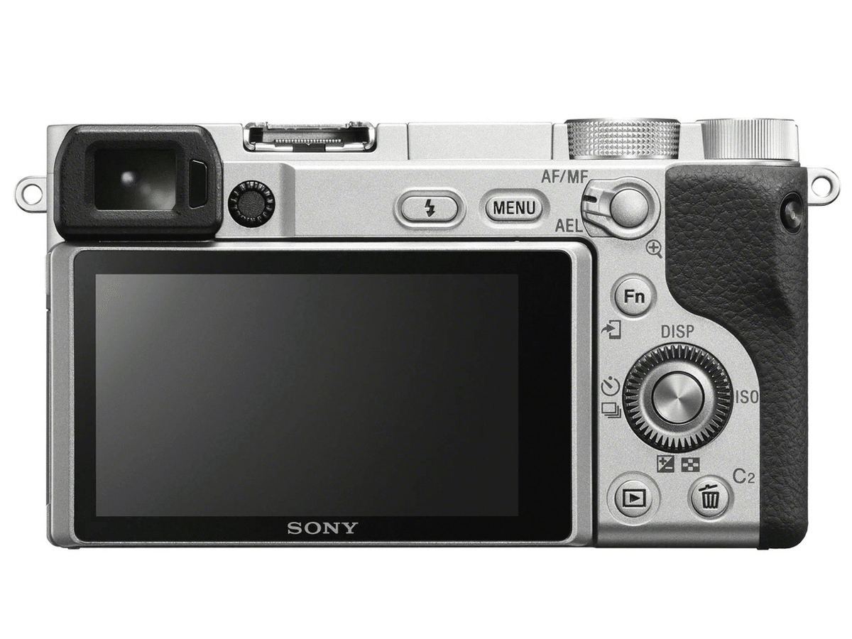 SONY ミラーレス一眼 α6400 ILCE-6400 ボディ シルバー｜永井 栄雄