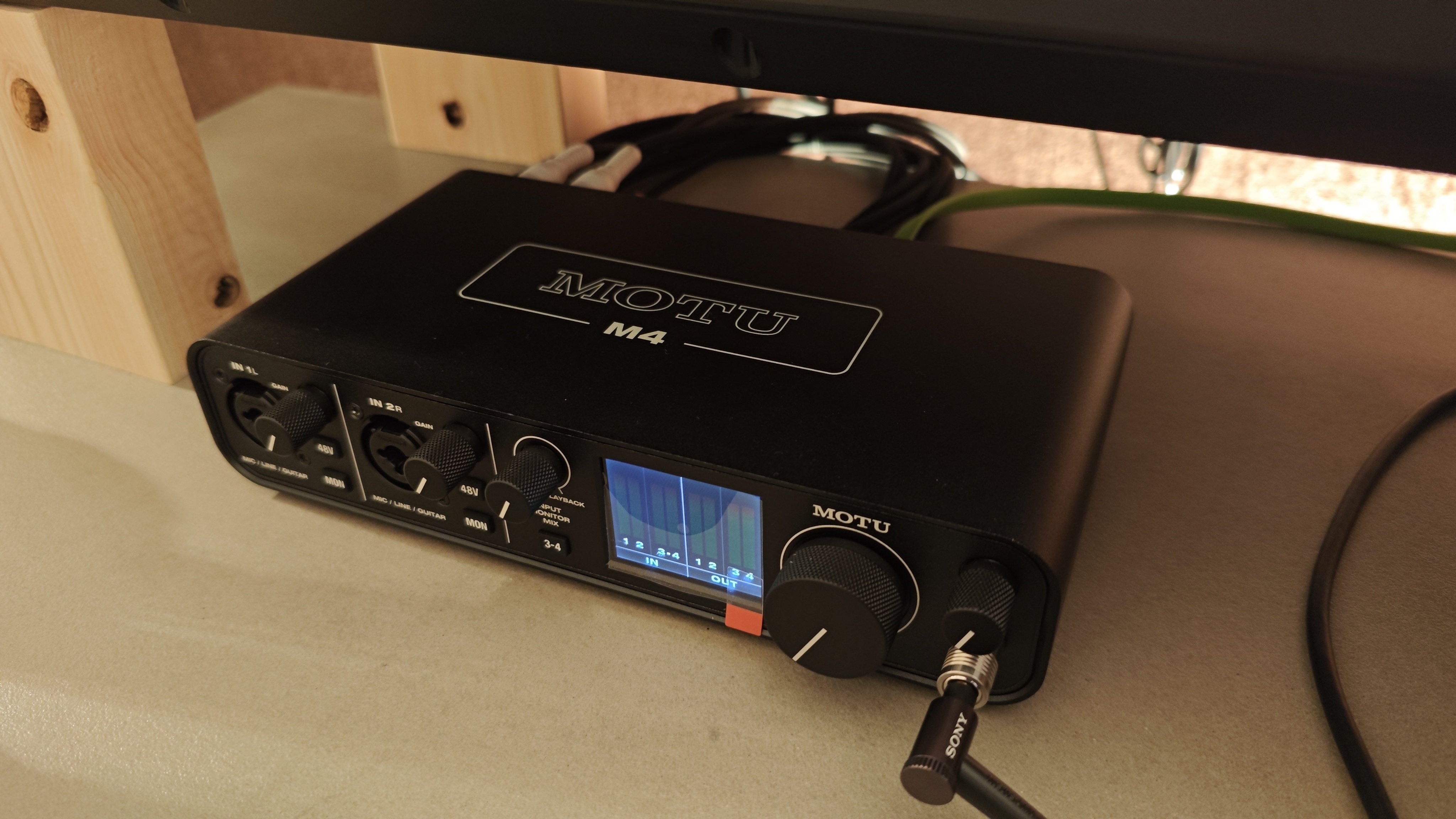 デスクツアー】3年で100曲制作したボカロPのDTM環境｜裏白P