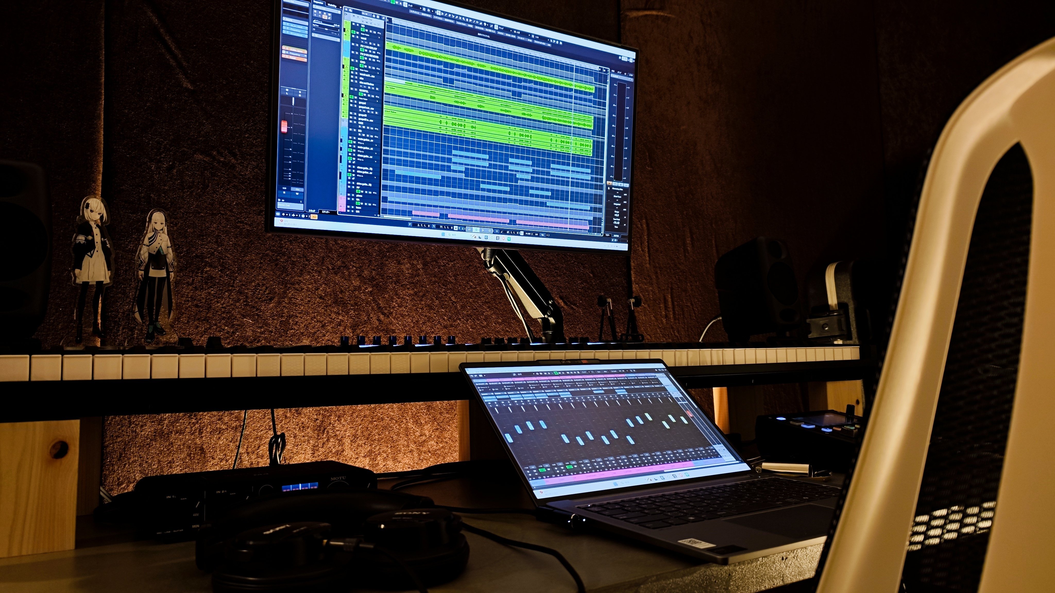 デスクツアー】3年で100曲制作したボカロPのDTM環境｜裏白P