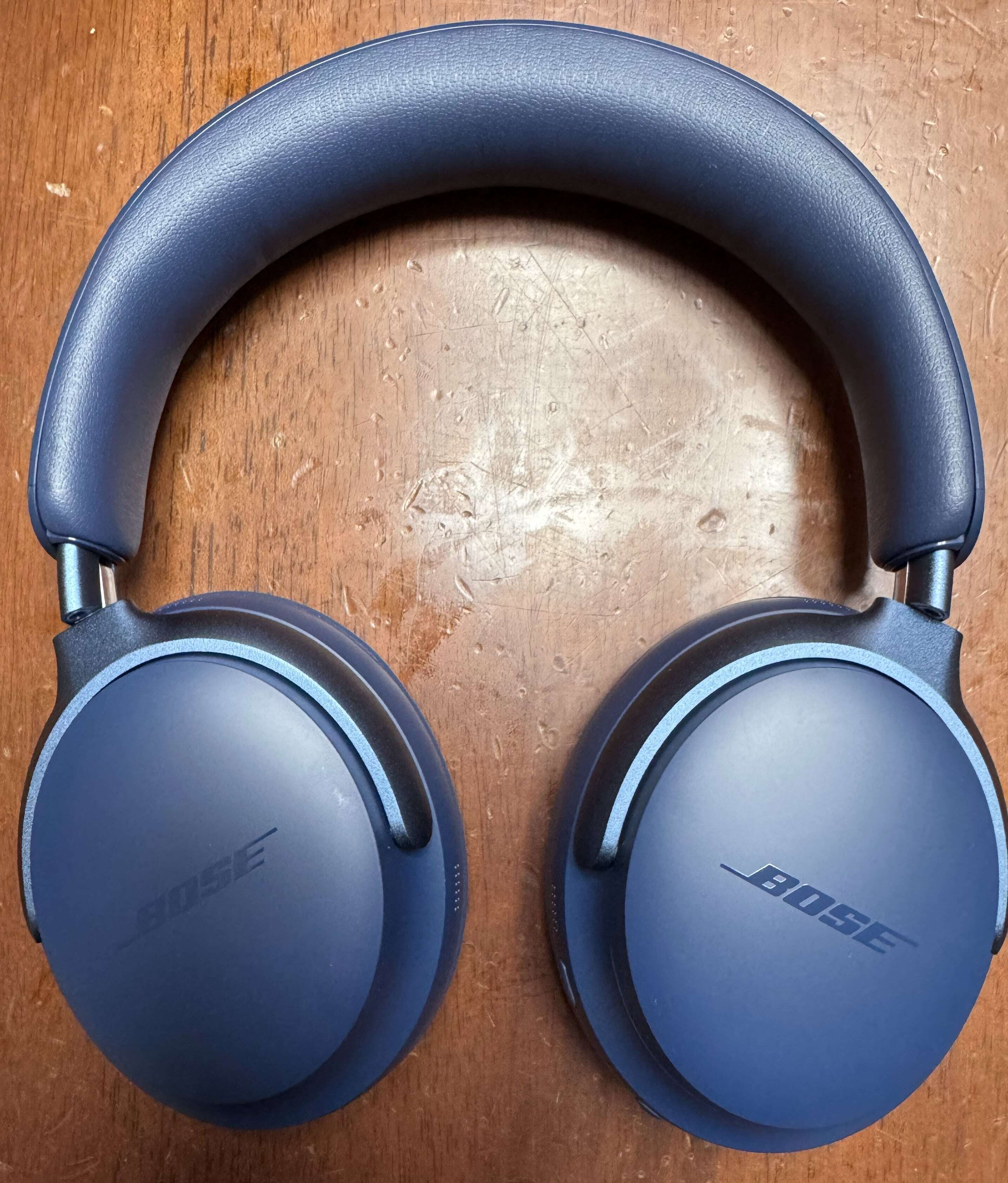 Bose QuietComfort Ultra Headphones LEアンボクシングアンド Bose QuietComfort Ultra Headphones LEアンボクシングアンド