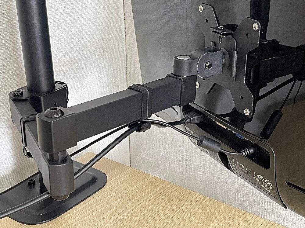 Bracwiser 格安モニターアームの実機 簡易レビュー。24インチ