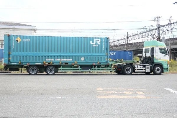 海上コンテナの管理番号に秘められた鍵｜左巻きの凝り性
