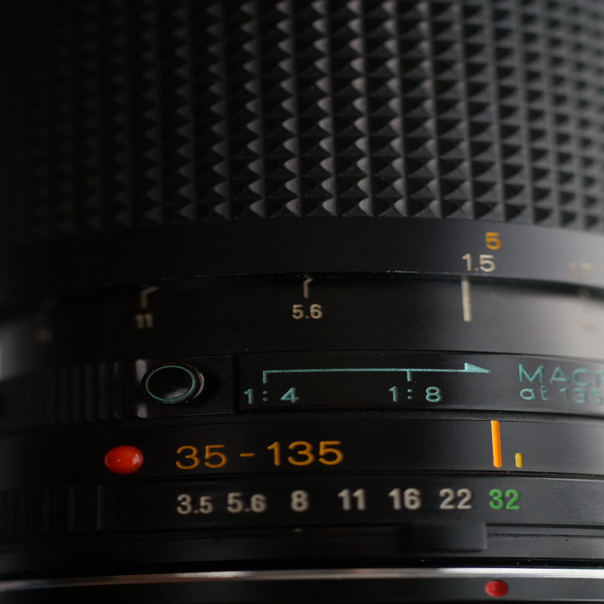 元祖便利ズーム！MINOLTA MD ZOOM 35-135mm f3.5-4.5｜あんのうん01