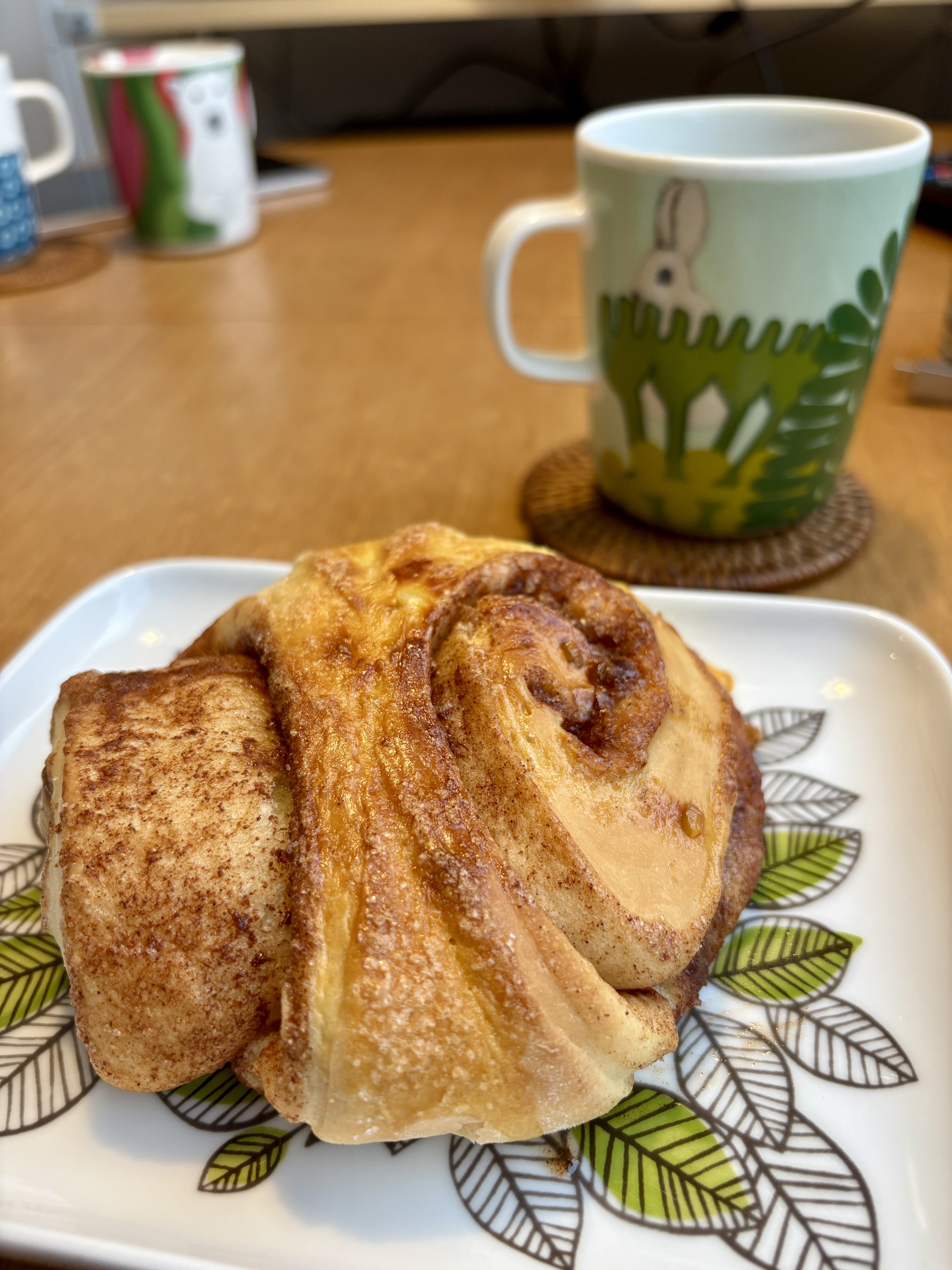 ホンのシネマ】観るたびに何か作りたくなる『かもめ食堂』｜ホンのシネマ