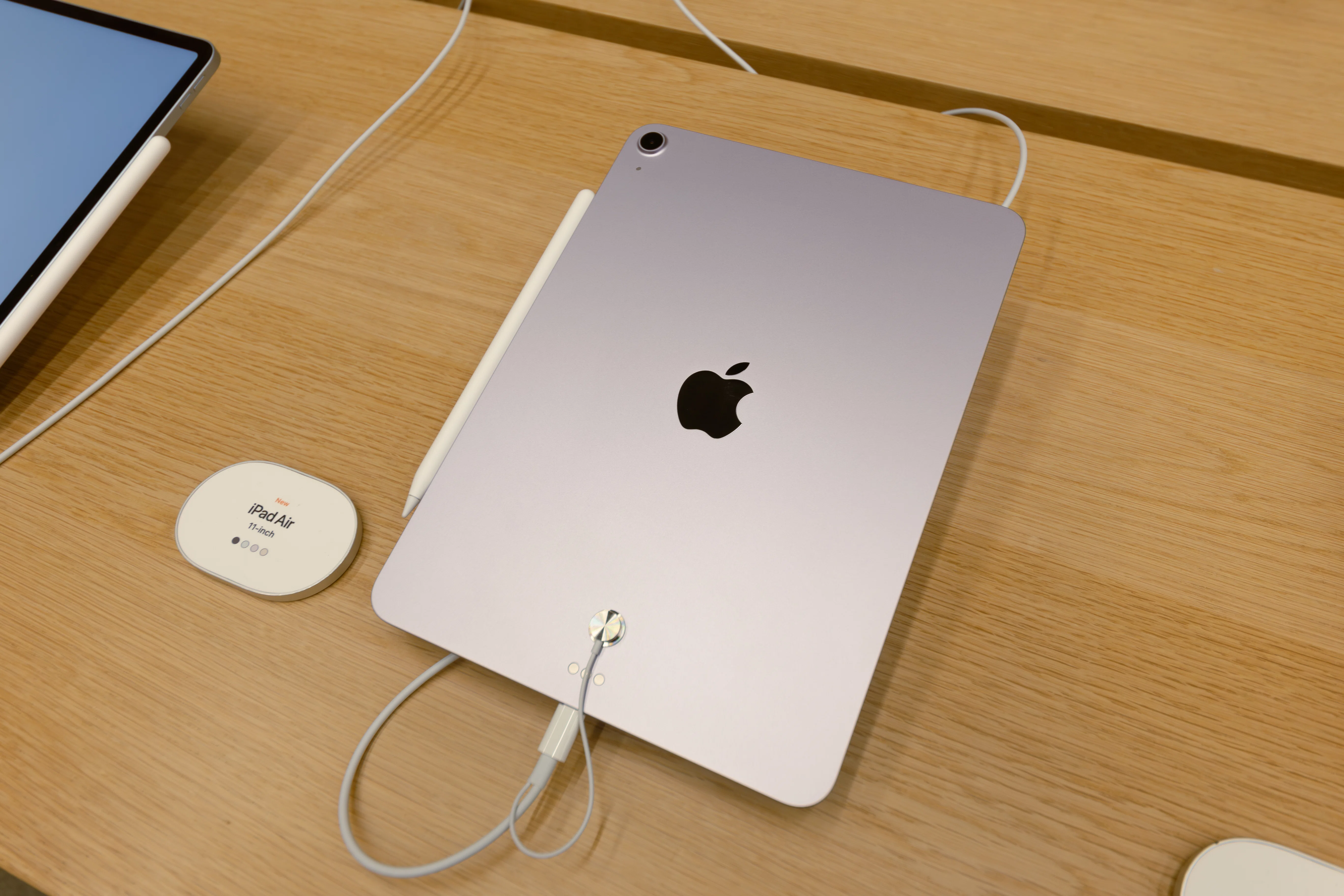 iPad Air(M3)お触りレポ / サンデーAFJ 2025年3月23日号｜虎豆しば2号