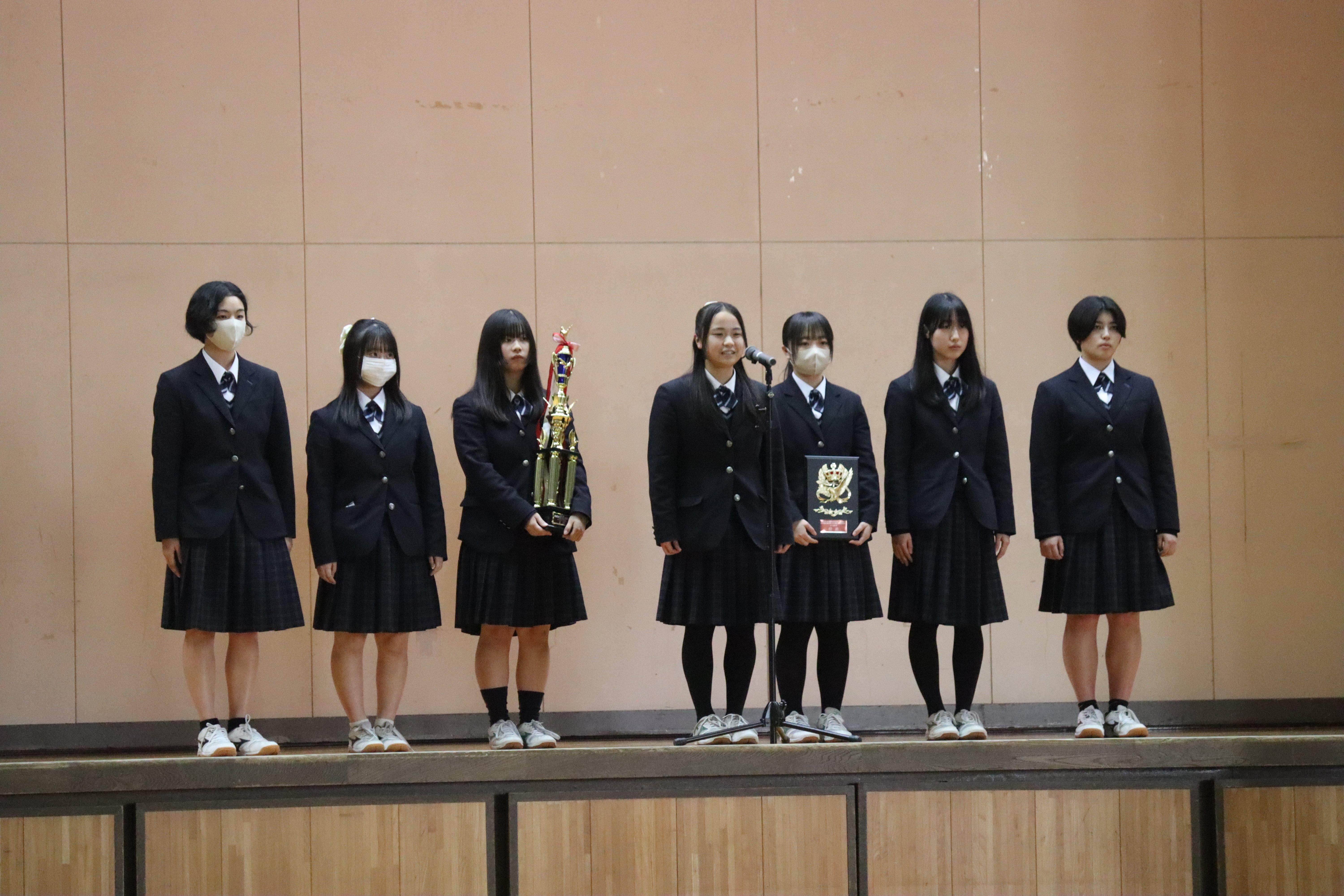 札幌手稲高校　制服　 1681098735-1681098785.jpg