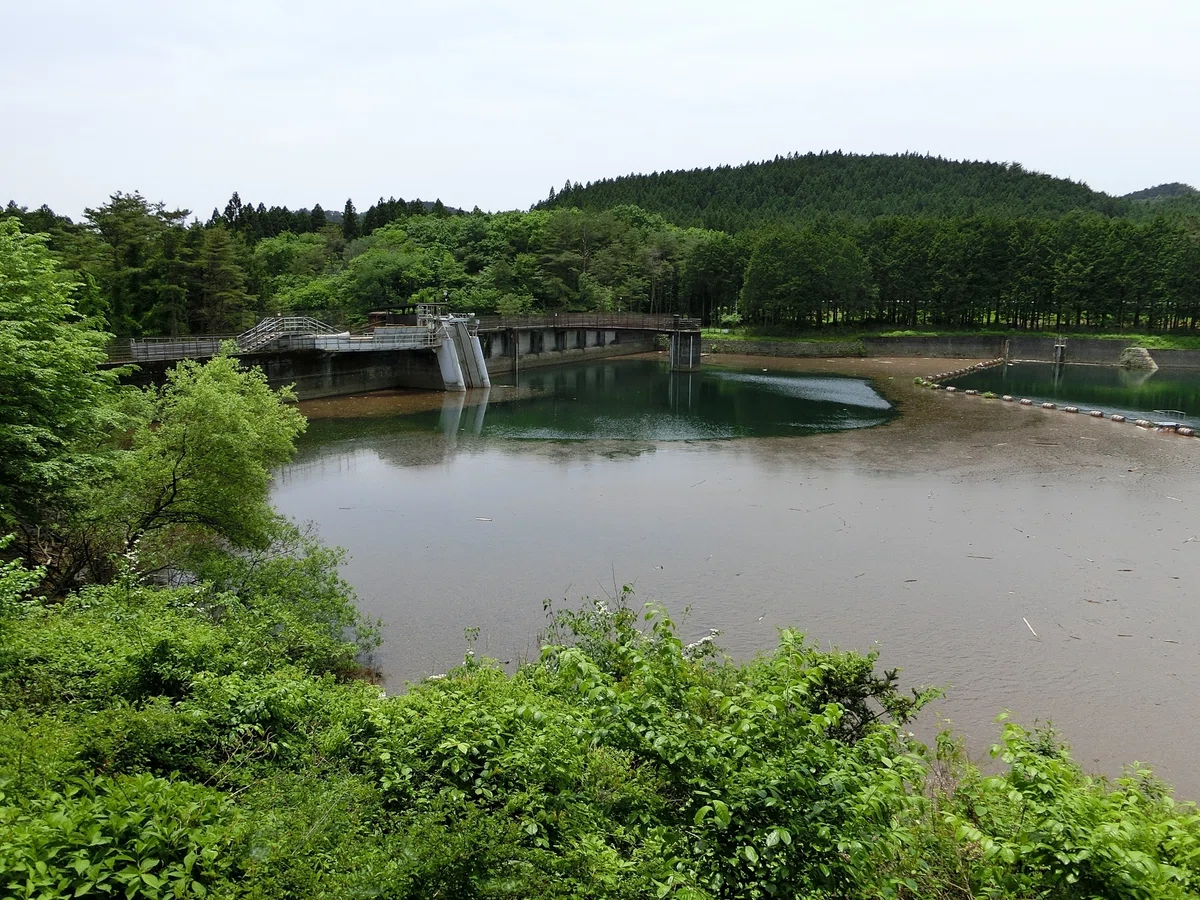 西古屋ダム 栃木県 網場 湖面設備