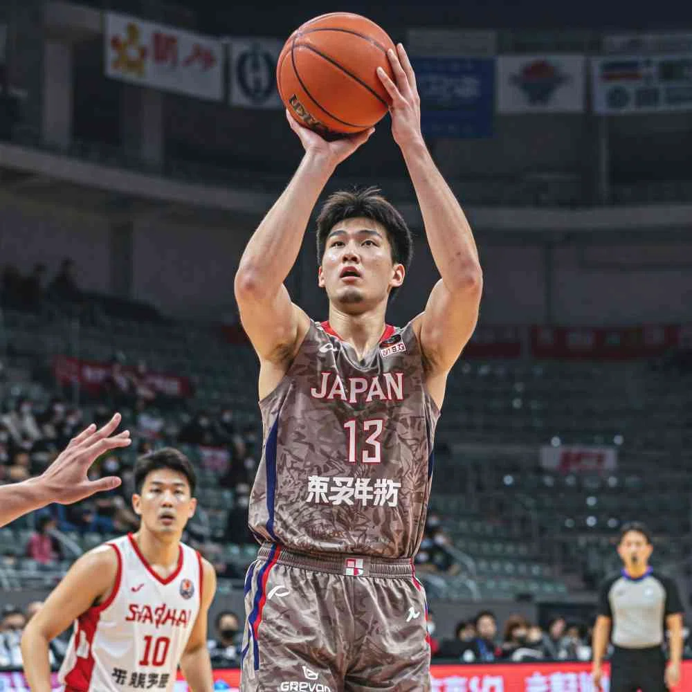 バスケ バスケットボール選手 フリー写真、フリー素材:お土産屋 雑貨 沖縄県南城市 愛が届ける01