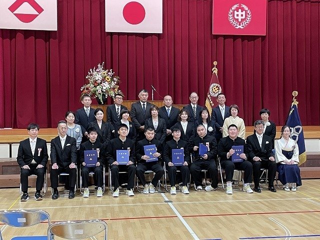 中学部】卒業式｜岩手県立盛岡みたけ支援学校 二戸分教室