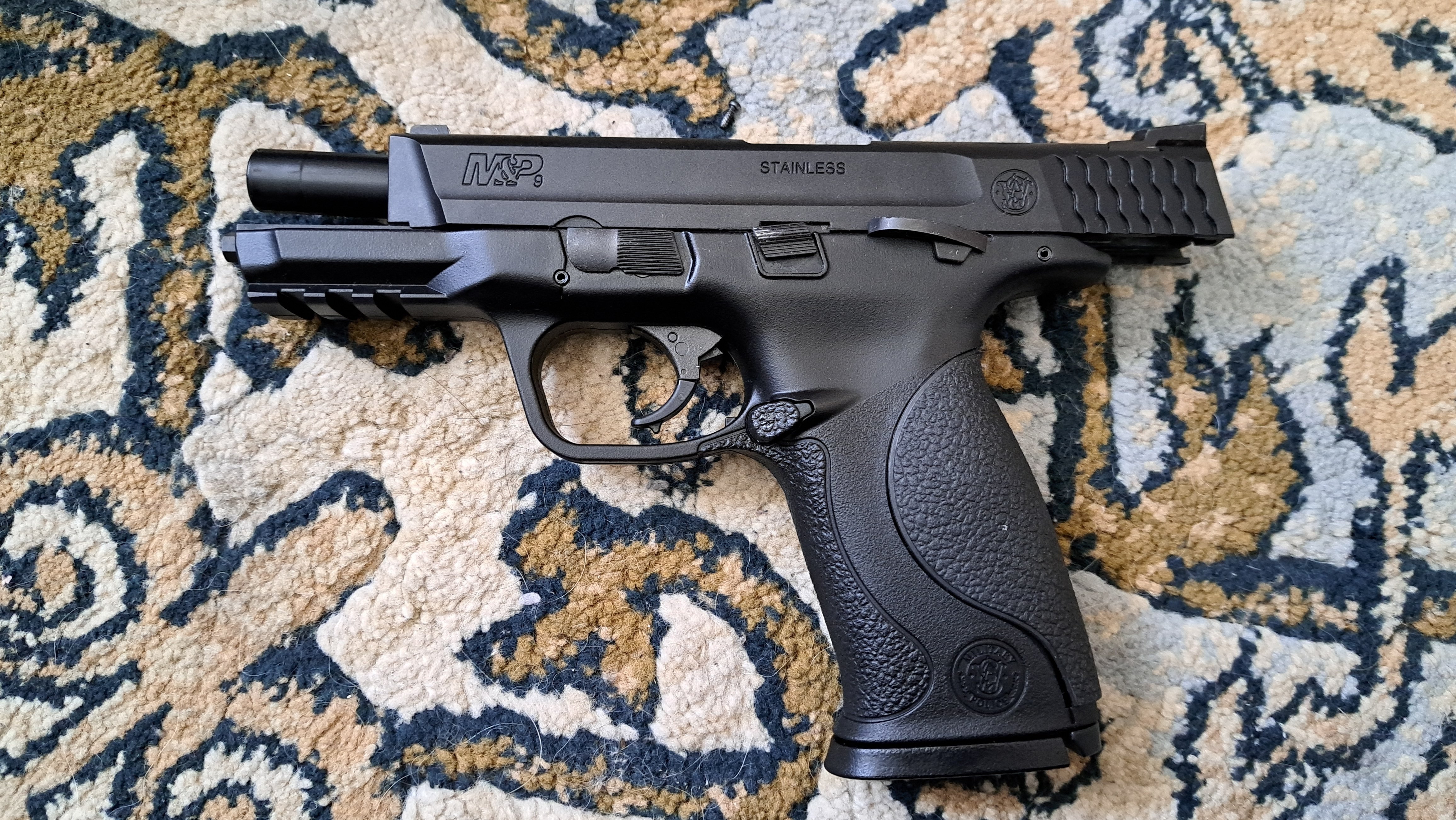 M&P 9 Vカスタム - ガスブローバック | 東京マルイ