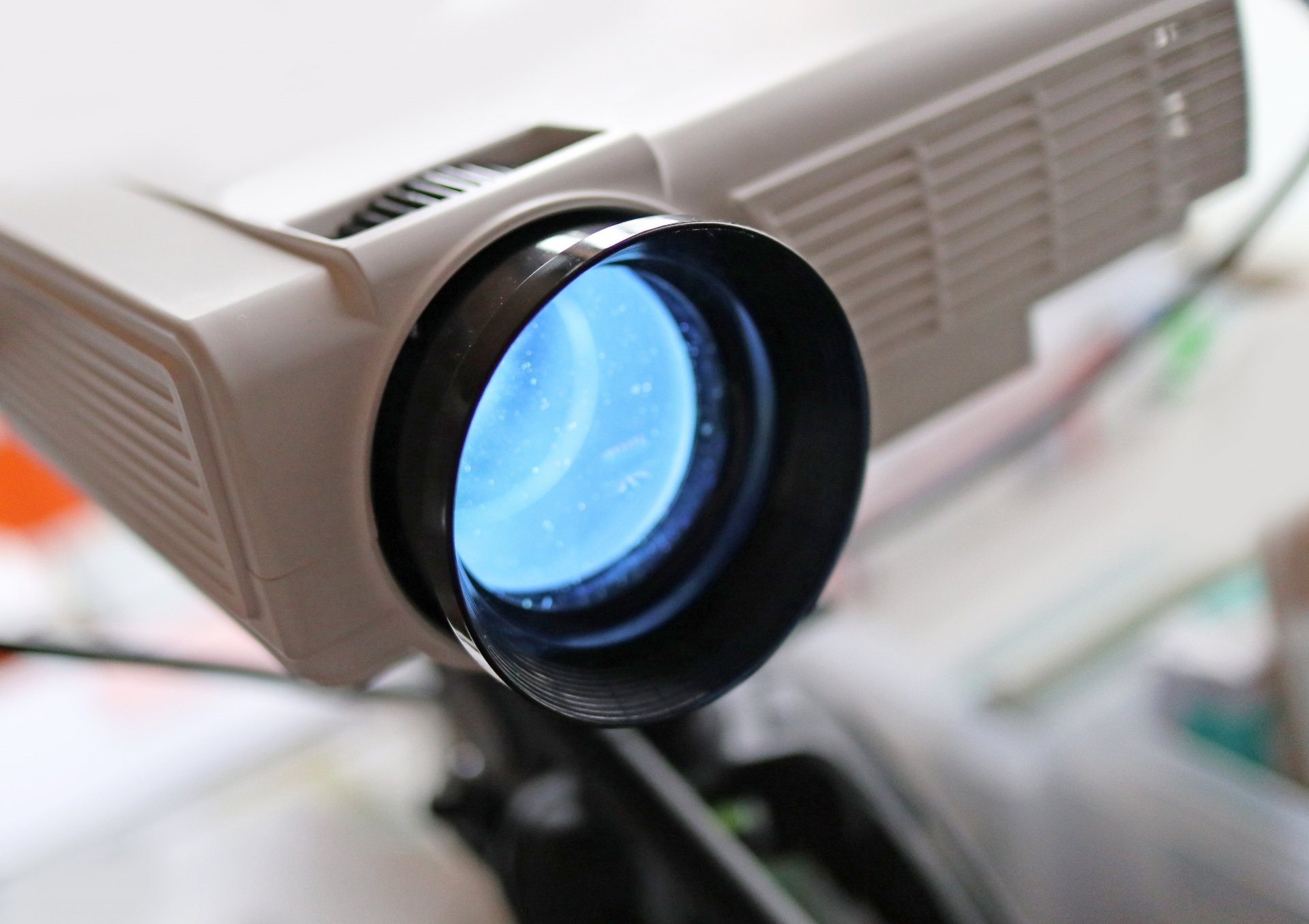 【おうちde映画館✨】最新型でくっきり️綺麗‼️プロジェクター 小型⭐4K 5G 新登場＆超小型＆ガチ画質】 プロジェクター 小型 11000lm 家庭