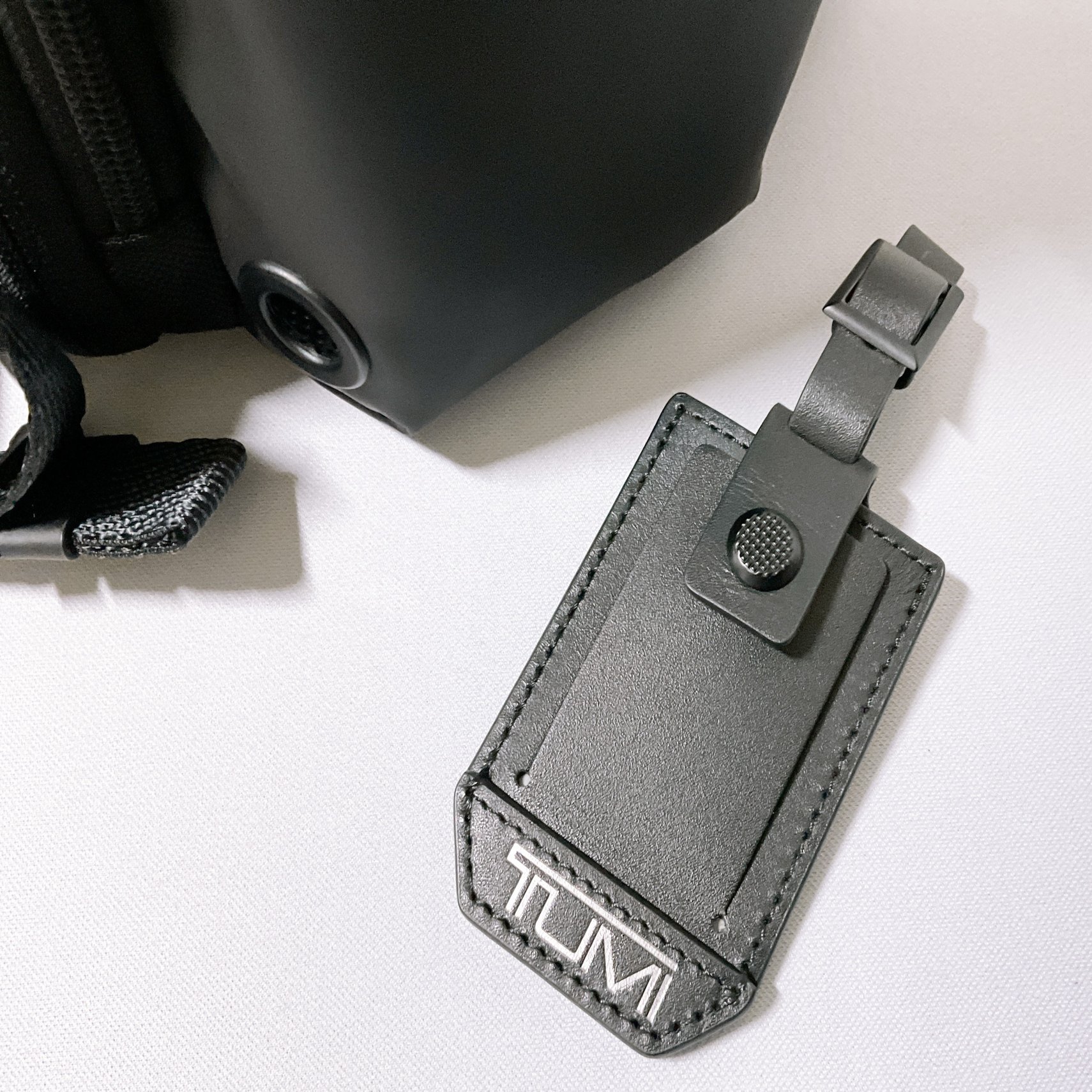 トゥミ TUMI 正規品5年保証 ビジネスバッグ メンズ 大容量 出張 ビジネス バッグ 2WAY トート ブリーフケース A4 B4 PC  ノートPC ショルダー 撥水 Alpha3 アルファ3 02603110（Black） -靴＆ファッション通販 ロコンド〜自宅で試着、気軽に返品 トゥミ　TUMI ペンケース　ネームタグ等小物セット　まとめて