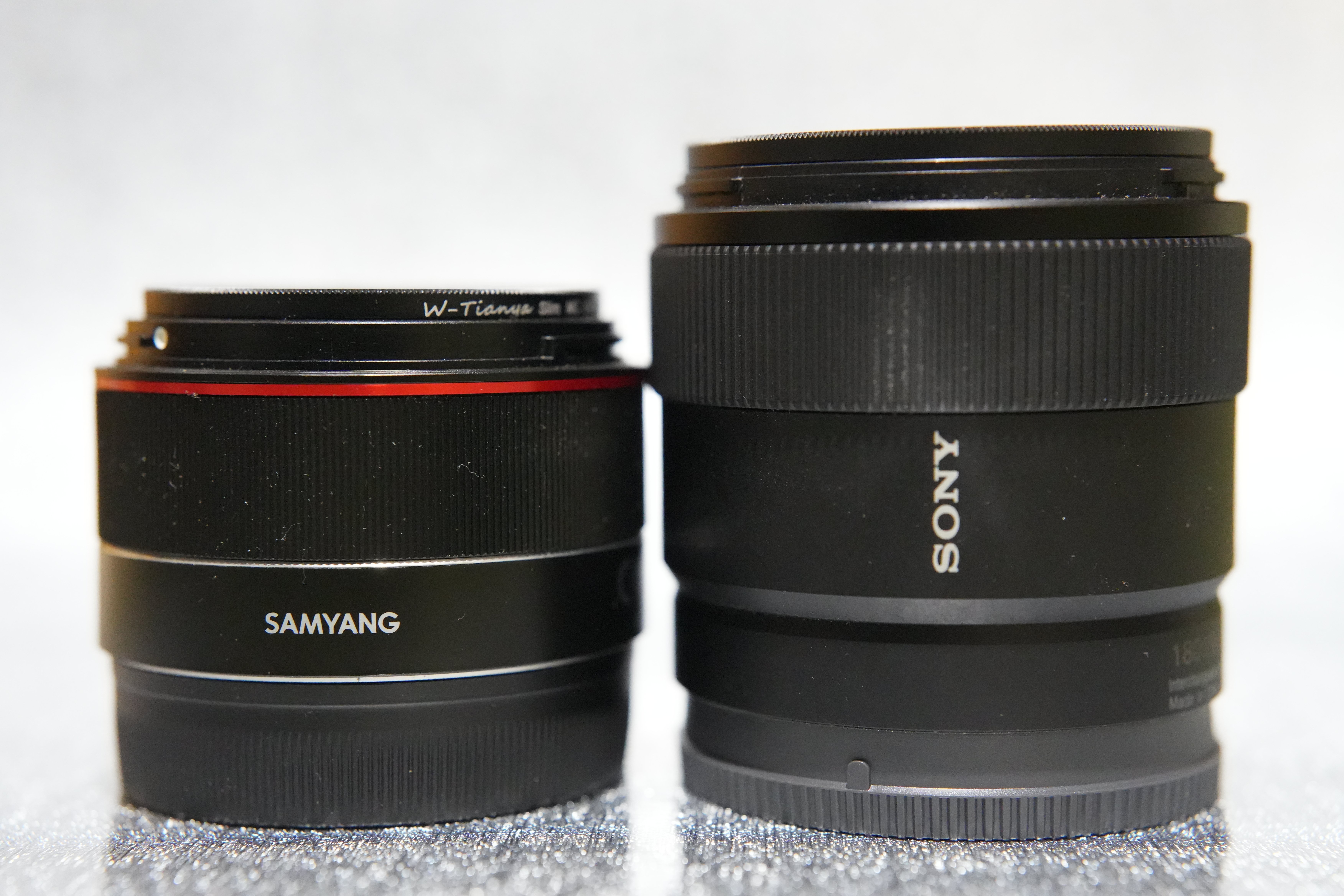 サムヤン AF 24mm F2.8 FEはフルサイズなのに軽量コンパクトで