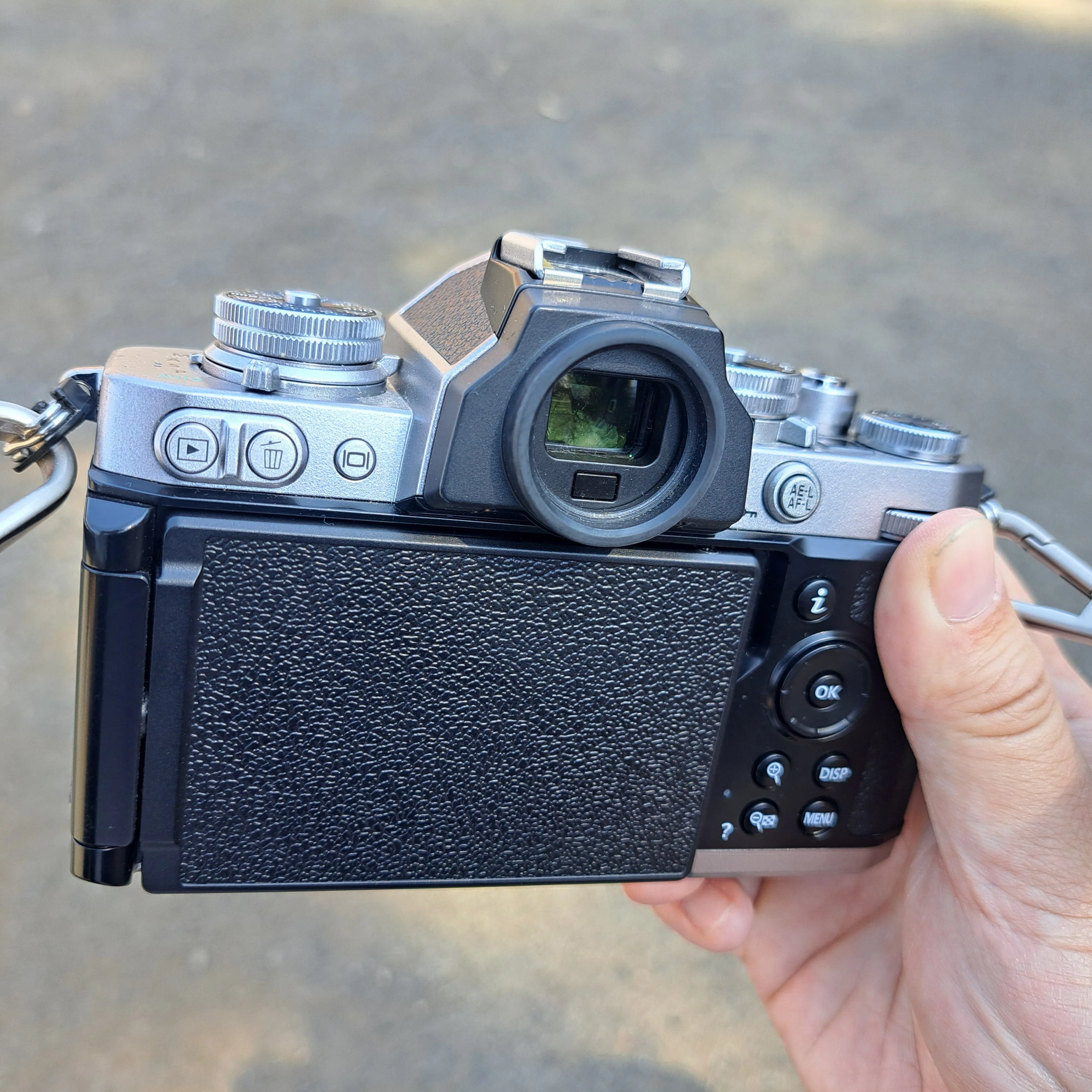 📷Nikon Zfcと初めてのデートで無事昇天｜GR宮前