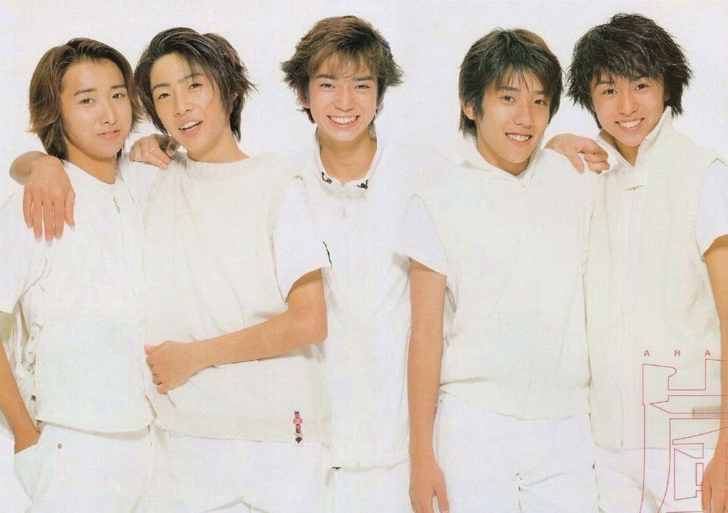 国民的アイドルグループ『嵐』について｜エンターくん