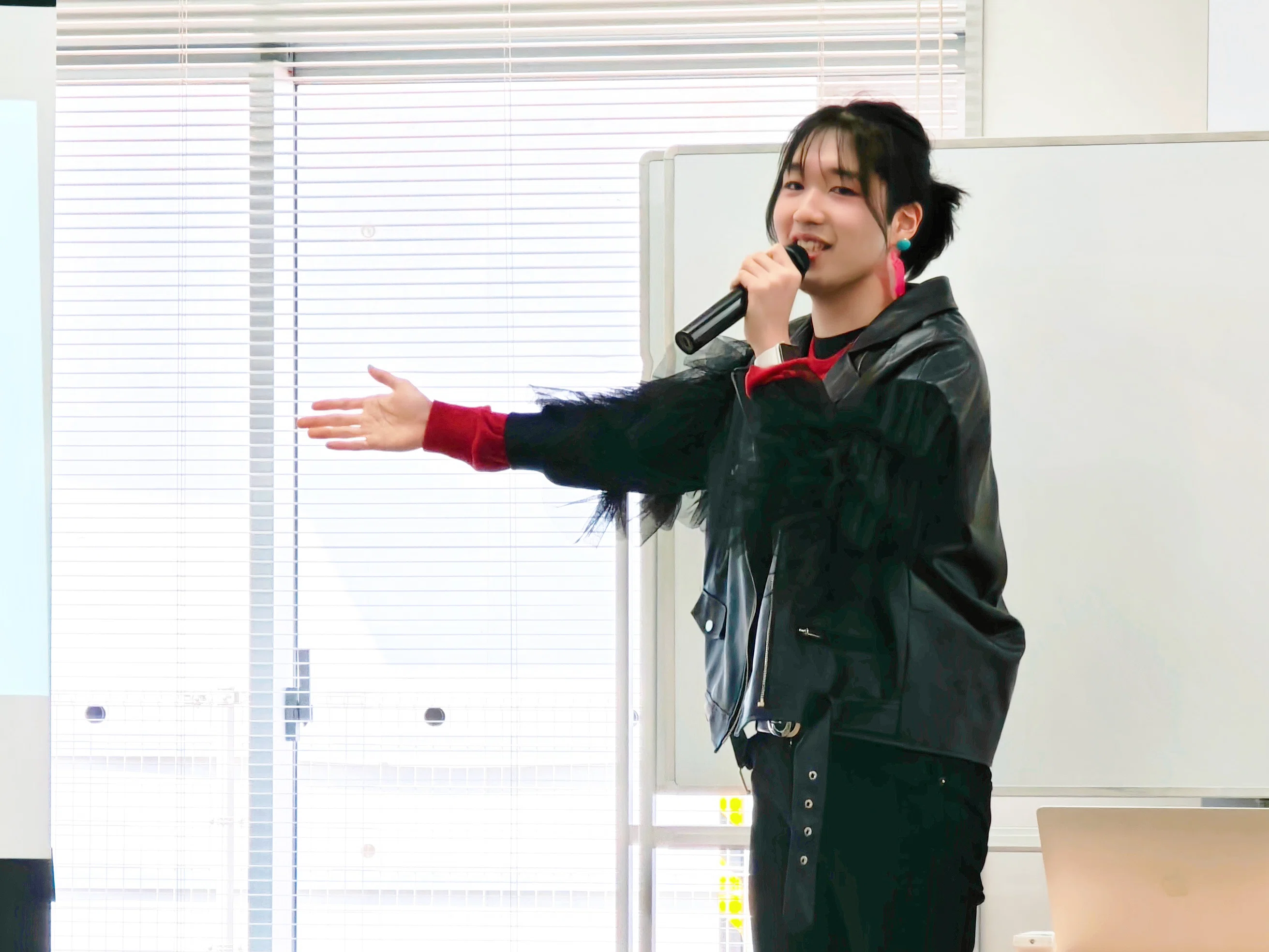 水源カエデ、人生初の講演！五行歌の魅力を語る(永久保存版)｜栢瑚