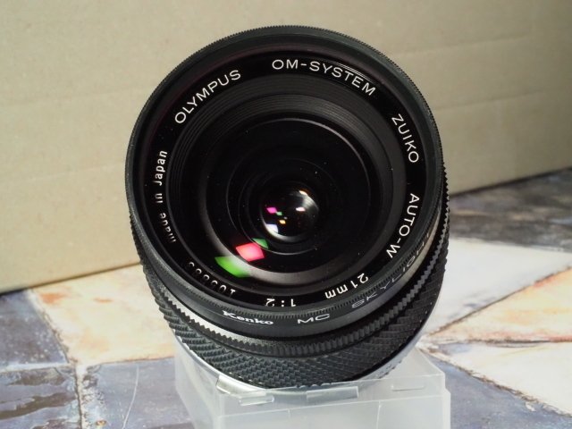 レンズ沼の歩き方」オリンパス ZUIKO MC AUTO-W f=21mm 1:2｜saphirinus