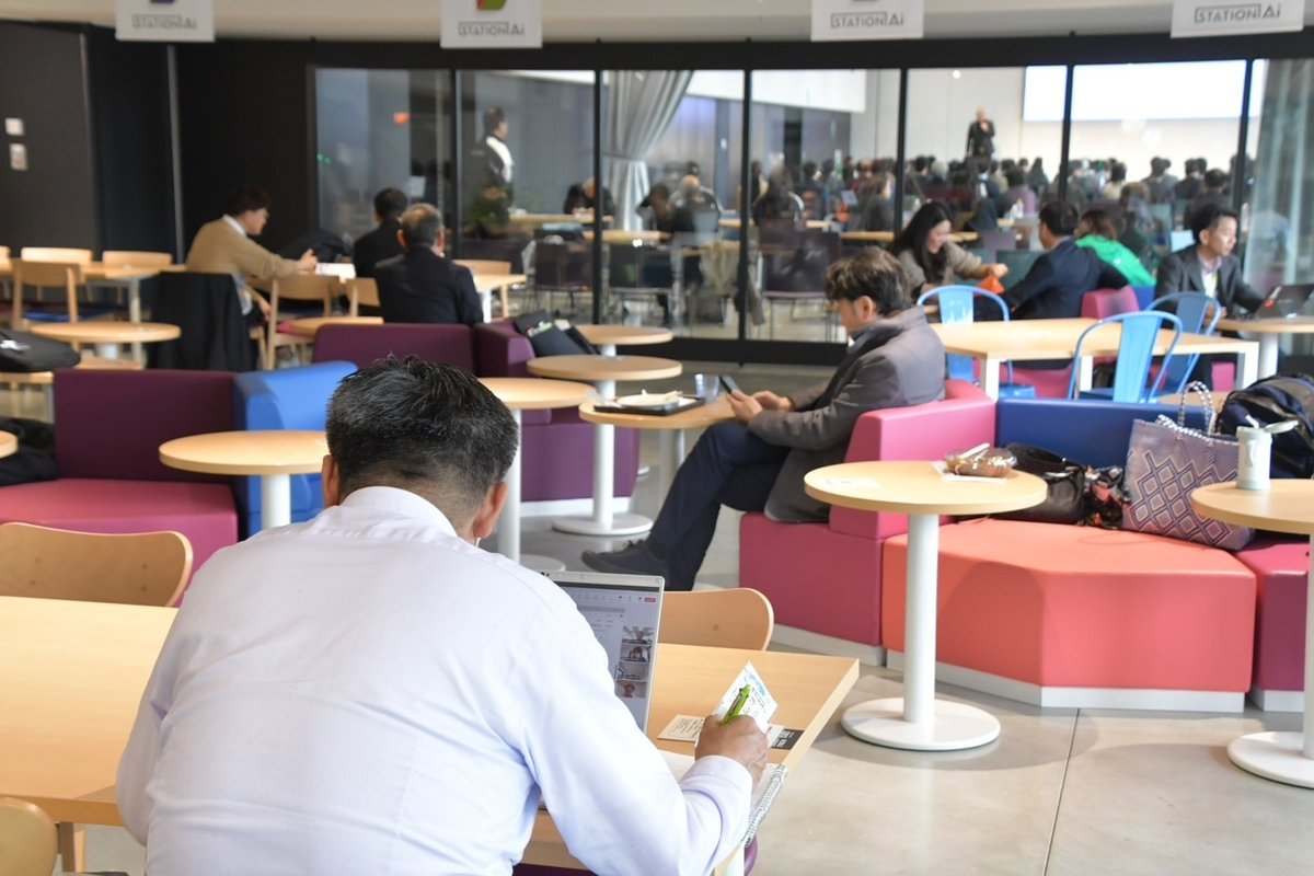 つながり、学び、成長する場所。「STATION Ai」で、あなたのチャレンジをスタートしませんか？