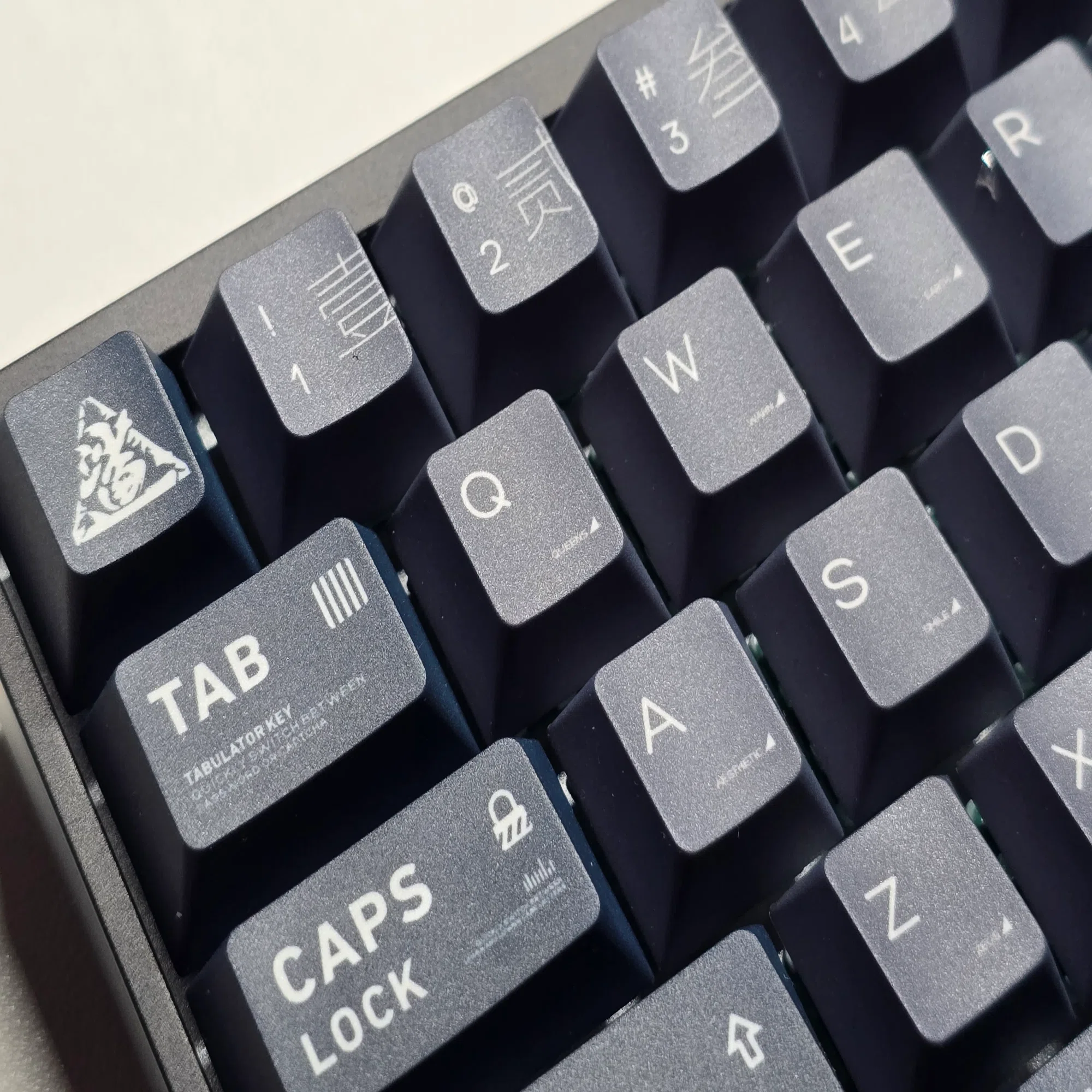 Darmosharkの最新キーボードKT65MAXを徹底的に使い込んでみた｜しじま アオ