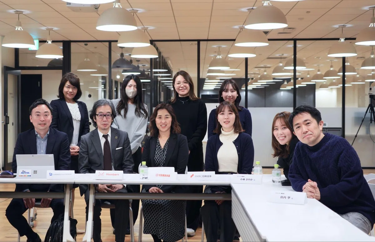 審査会の様子を写した写真