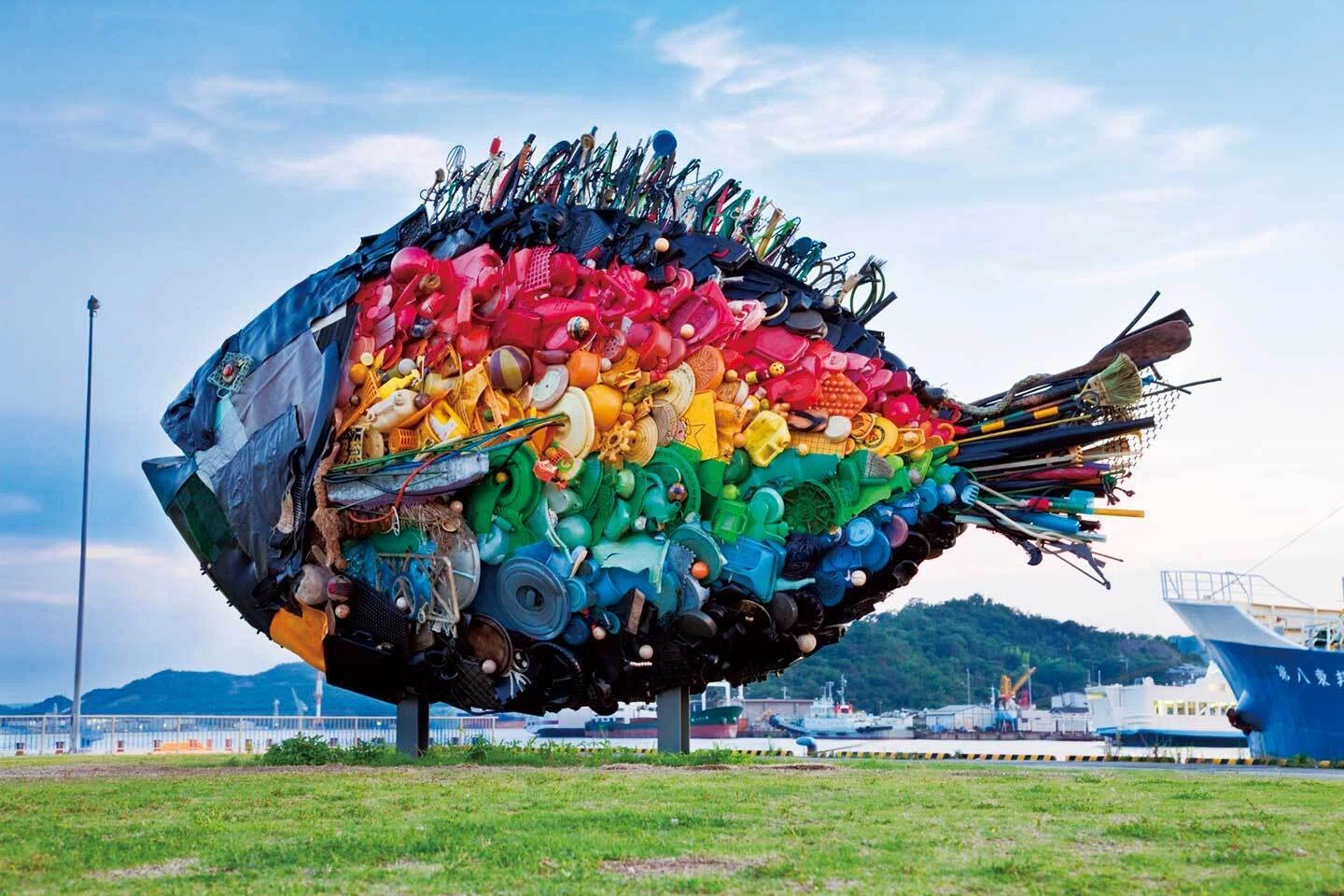瀬戸内国際芸術祭2025］瀬戸内の島々で開かれる現代アートの大祭（香川