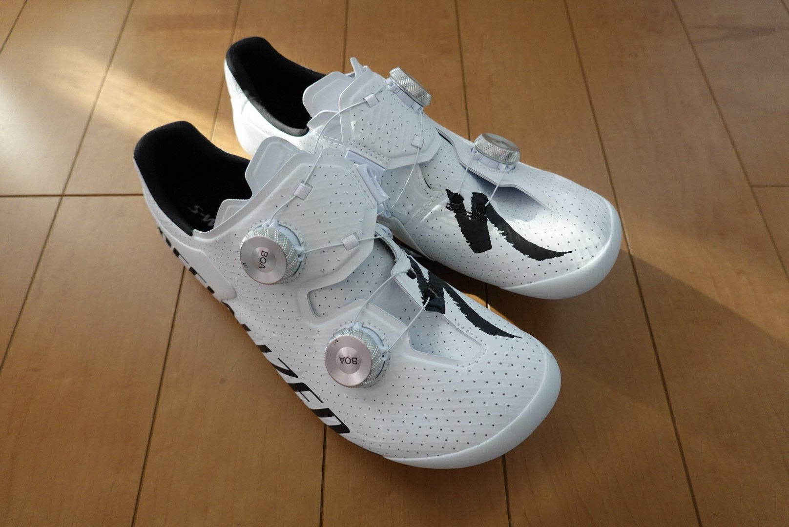 S-Works シューズ BOAシステム ホワイト S-WORKS TORCH ROAD SHOES TEAM WHT 40(40 (25.5cm) チーム