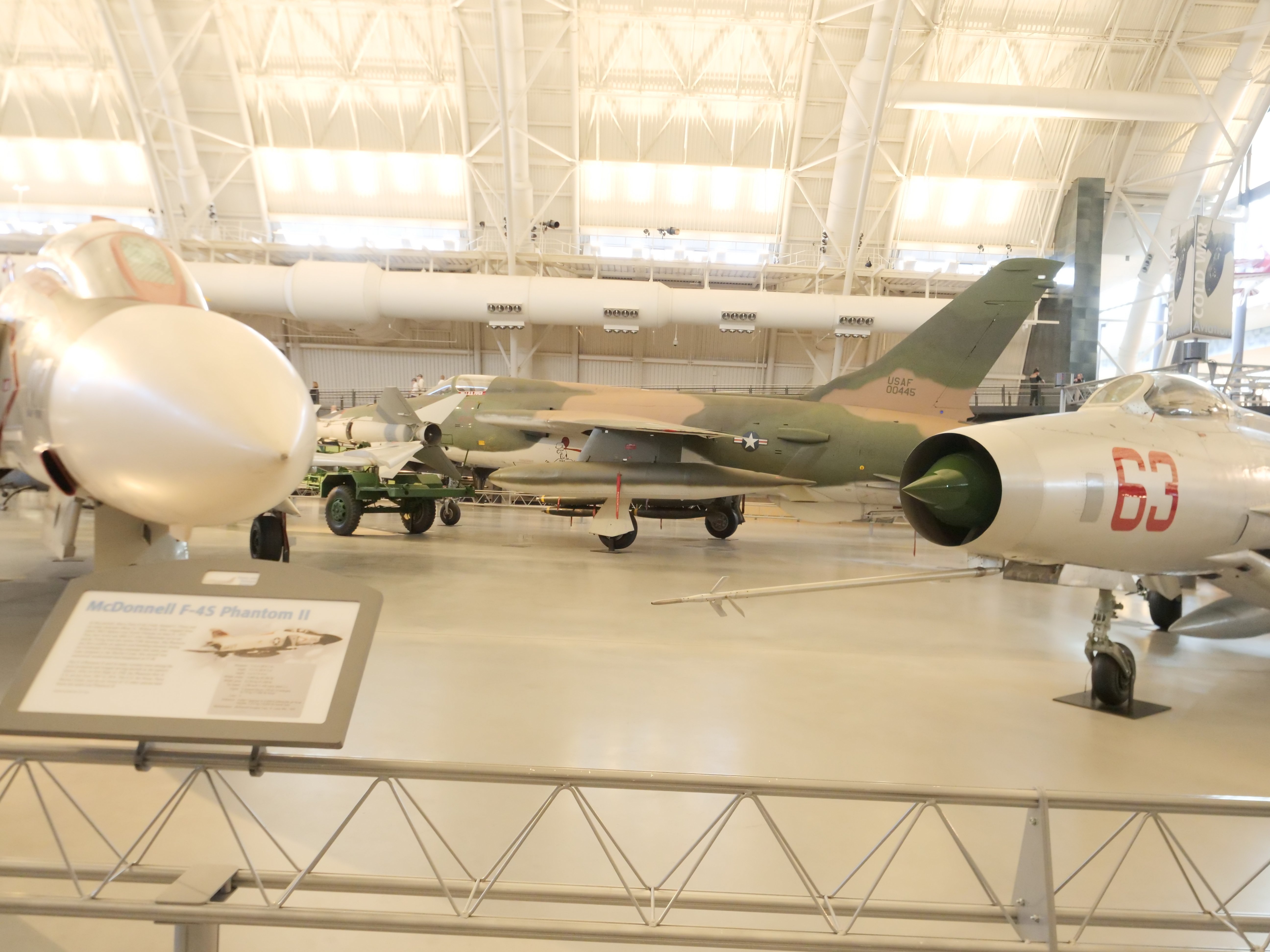 洋書◆スミソニアン国立航空宇宙博物館写真集 本 ミリタリー 飛行機 洋書◇スミソニアン国立航空宇宙博物館写真集 本 ミリタリー