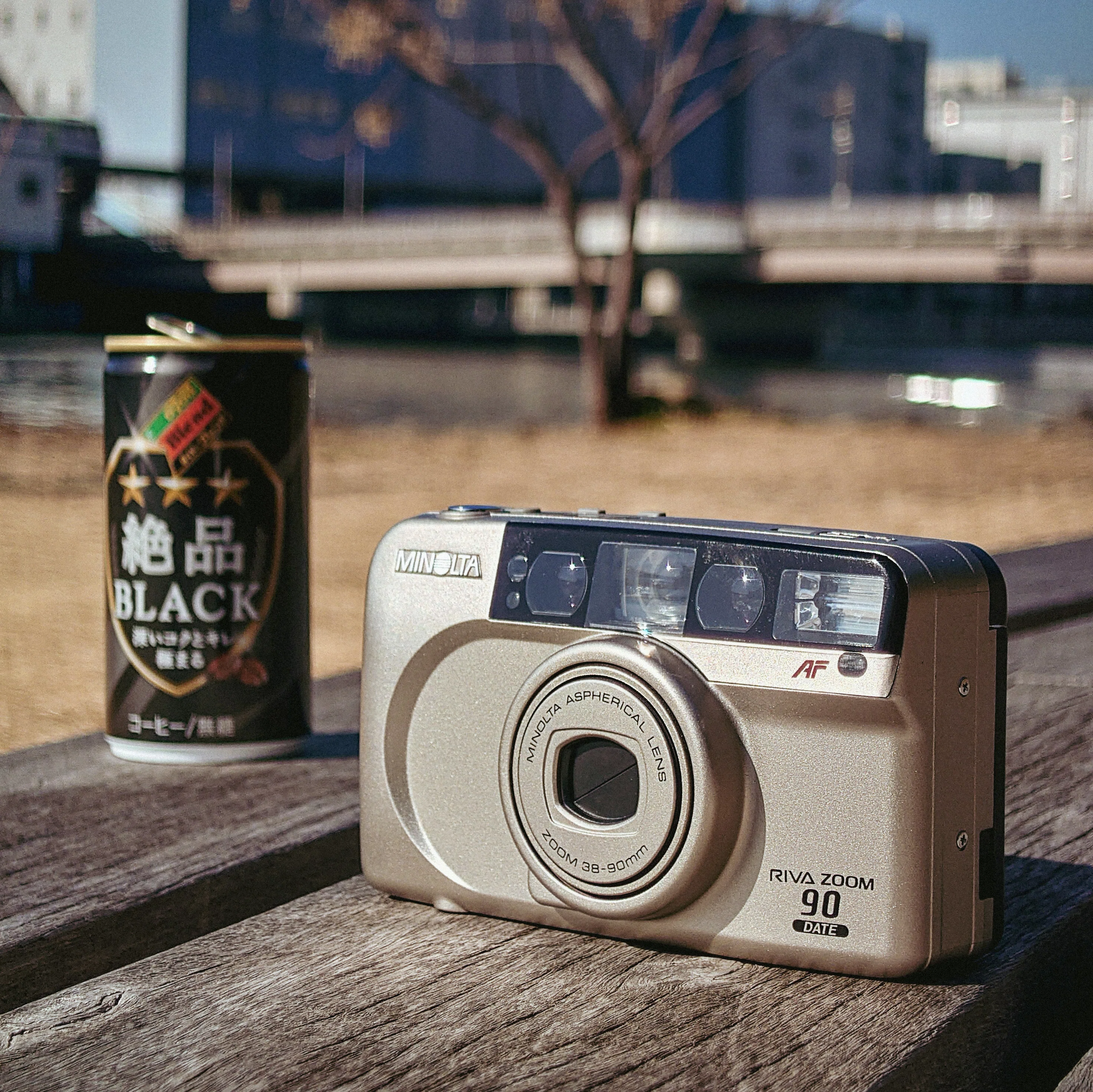 MINOLTA RIVA ZOOM 90 & KODAK COLORPLUS 200｜橋本エド