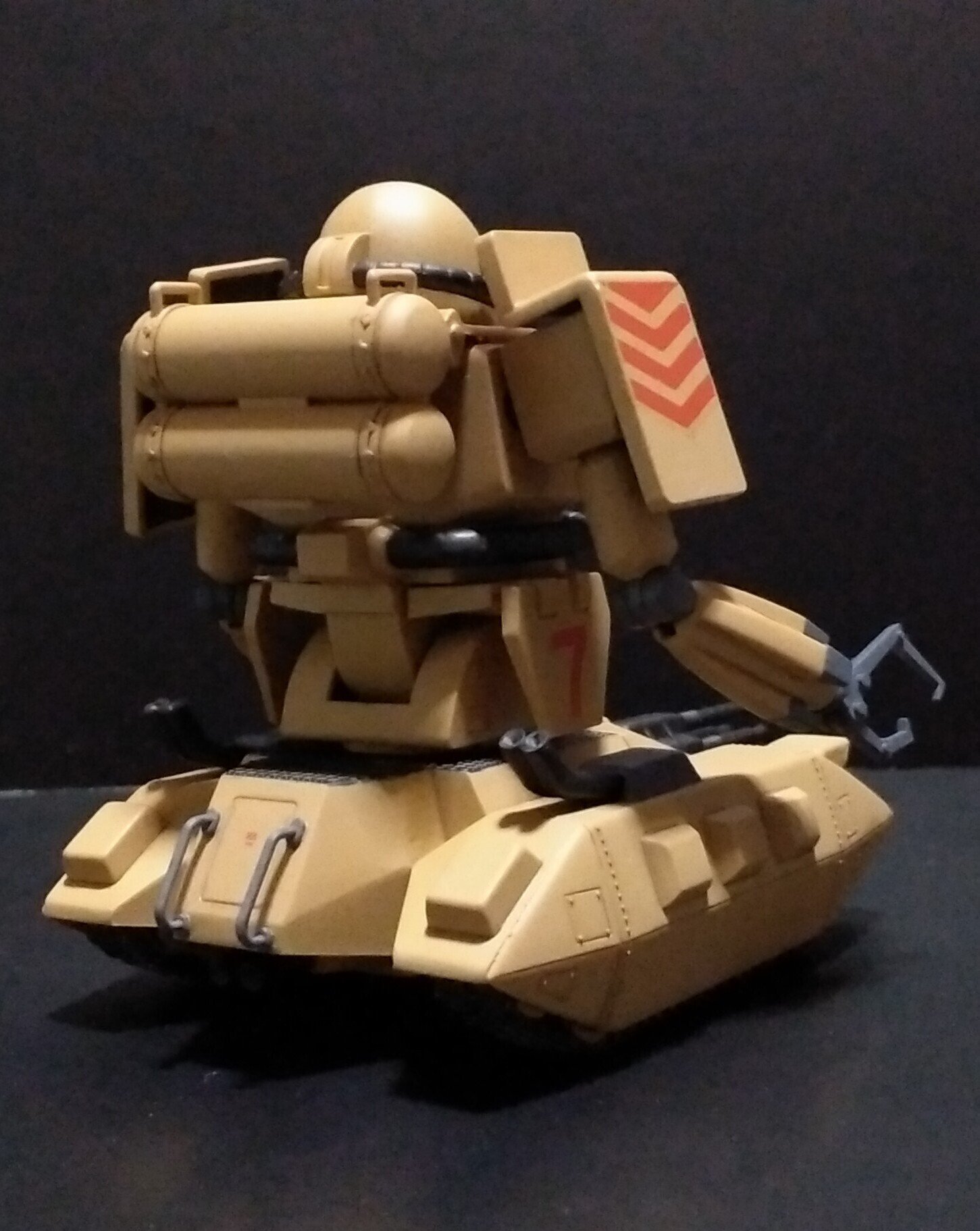 ガンダムMSV」ジオングの縮小版!?「サイコミュ試験用ザク」がver