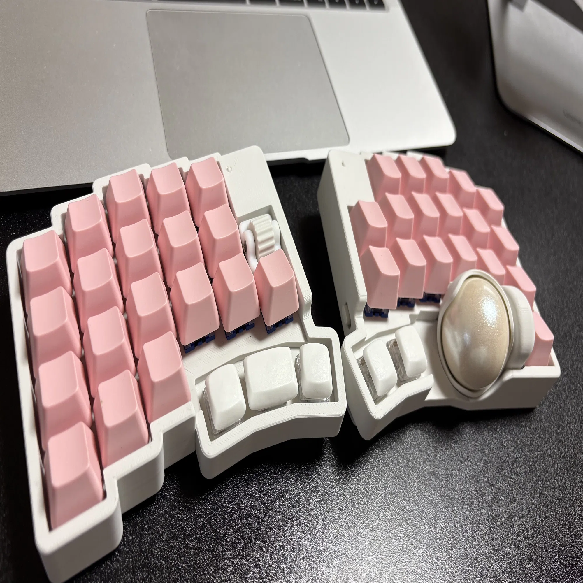 自作キーボード手を出したら,明らかに疲れにくくなった【roBa/roBaish 