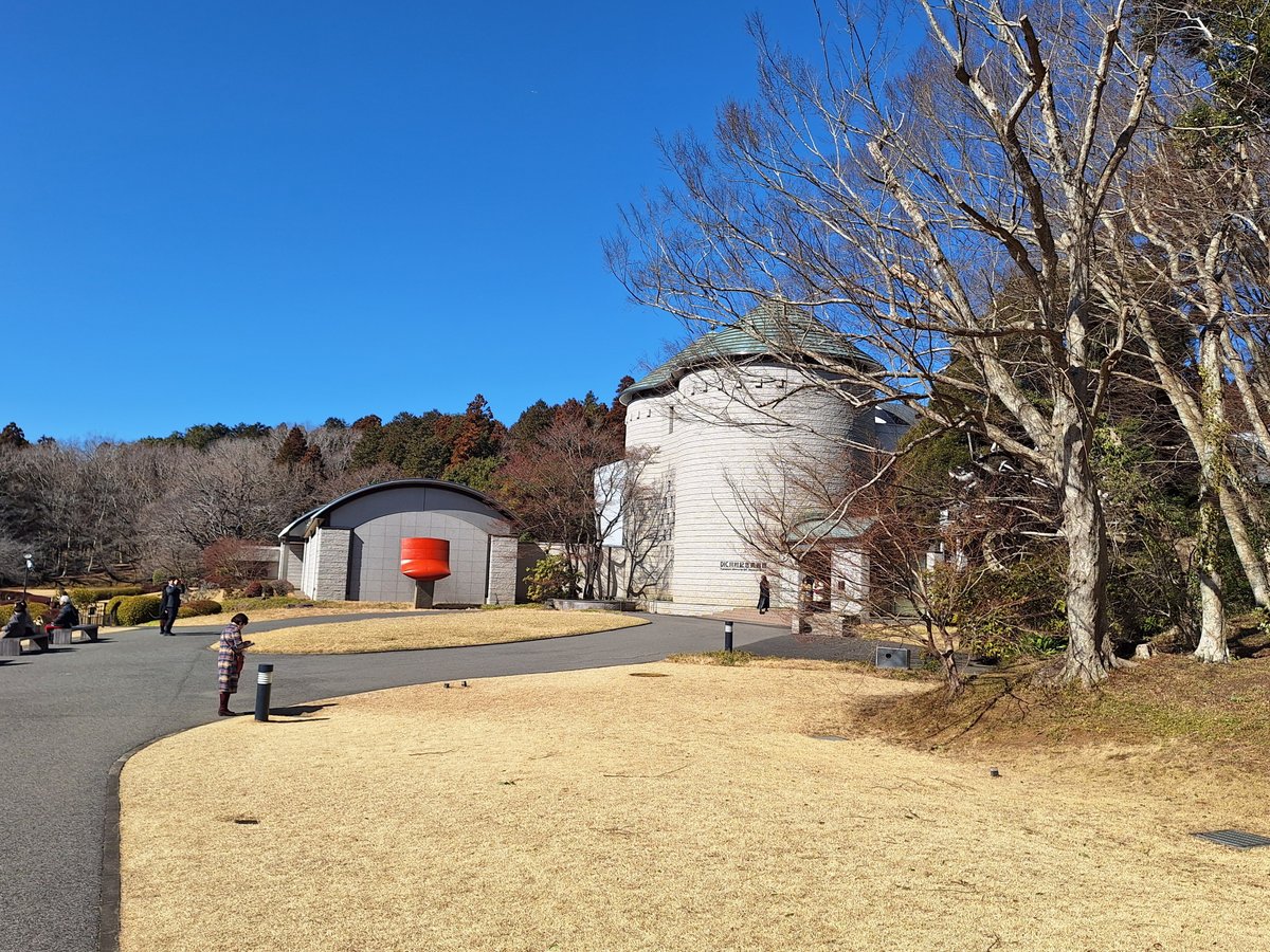 河村えりな エロ アンナの光」の不在】「DIC川村記念美術館 1990–2025  作品、建築、自然」DIC川村記念美術館レポート｜ムラカミレイ／ZINE『DISTANCE』