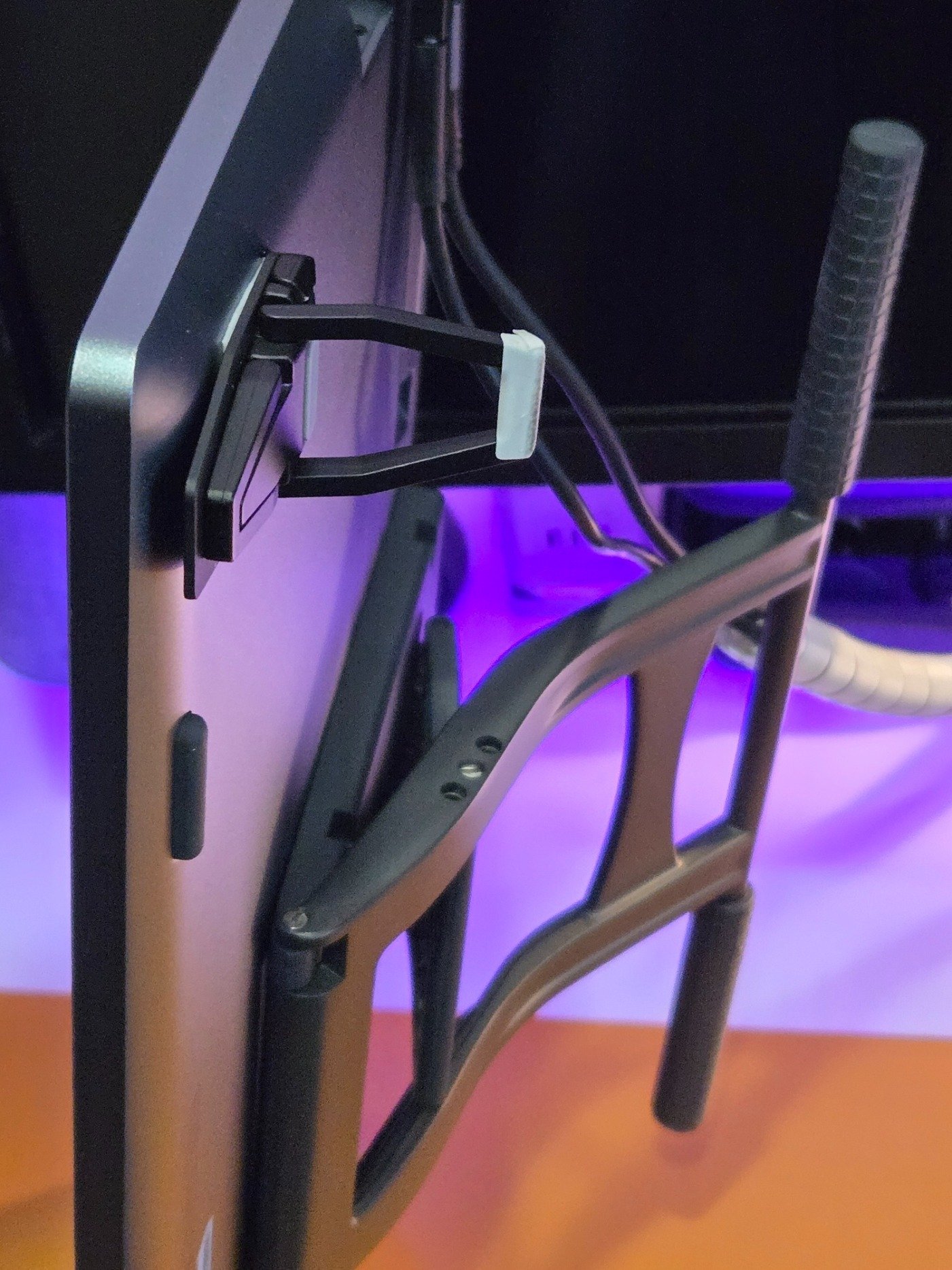 Kamvas Pro 19に合わせて揃えたい便利アイテム【実際に使って良かった