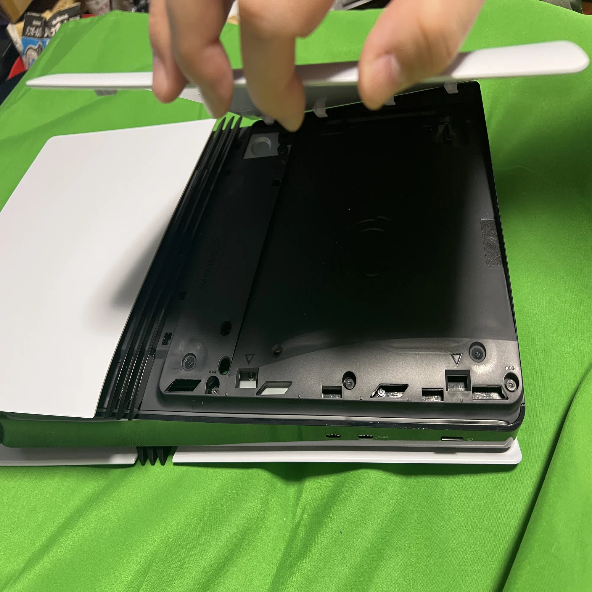 PS5 Pro 作業体験続編：ディスクドライブ取り付けへの挑戦｜もと国王の 