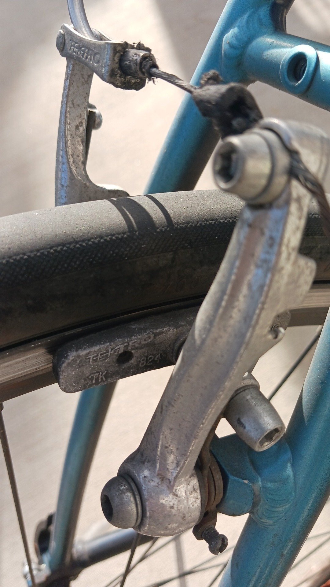 クロスバイクGIANT ESCAPE R3のメンテナンス記録｜アトリエデルタ