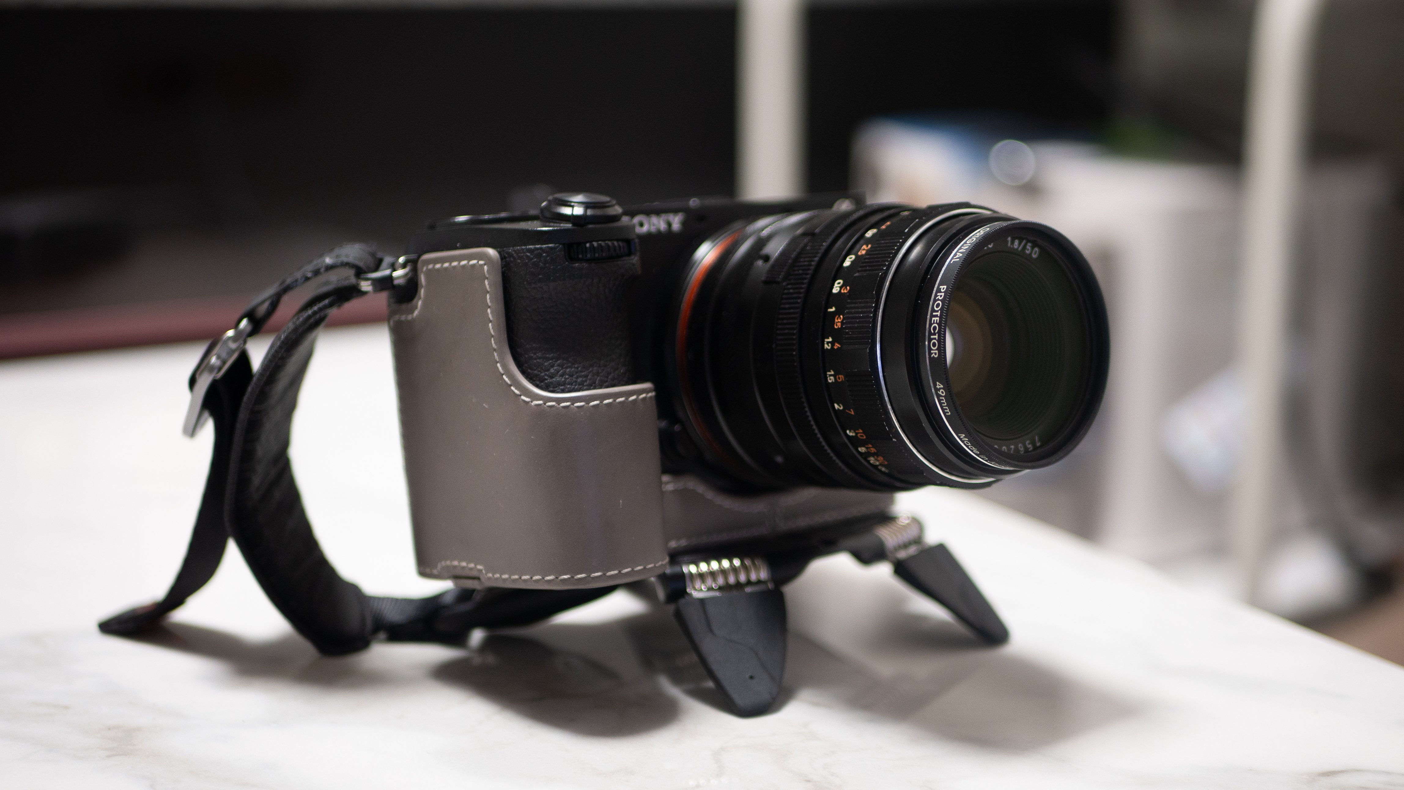 初めてのオールドレンズ - PENTACON auto f1.8 50mm｜TypeOBO