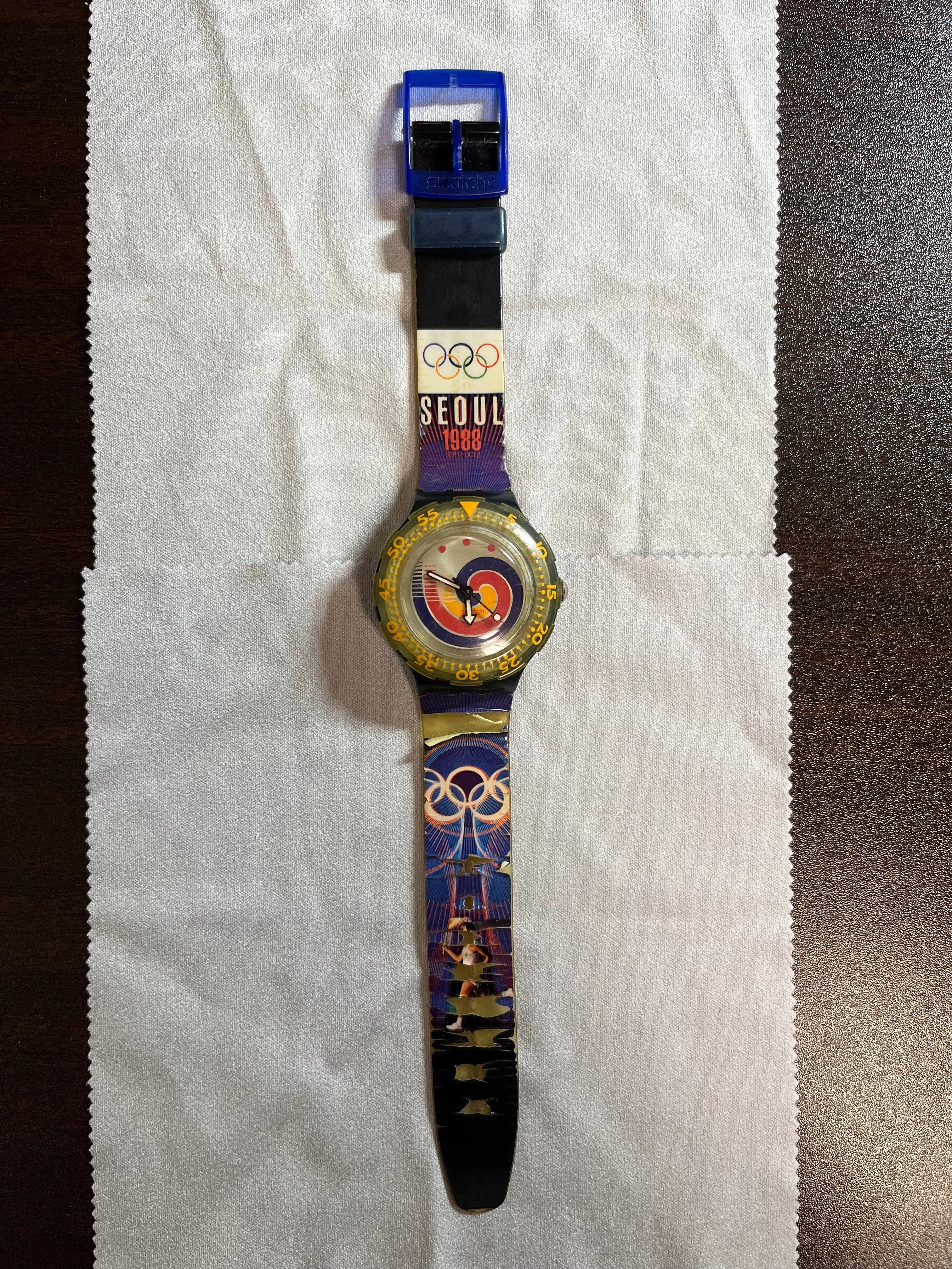 Swatchの電池交換とベルト交換｜おしょ