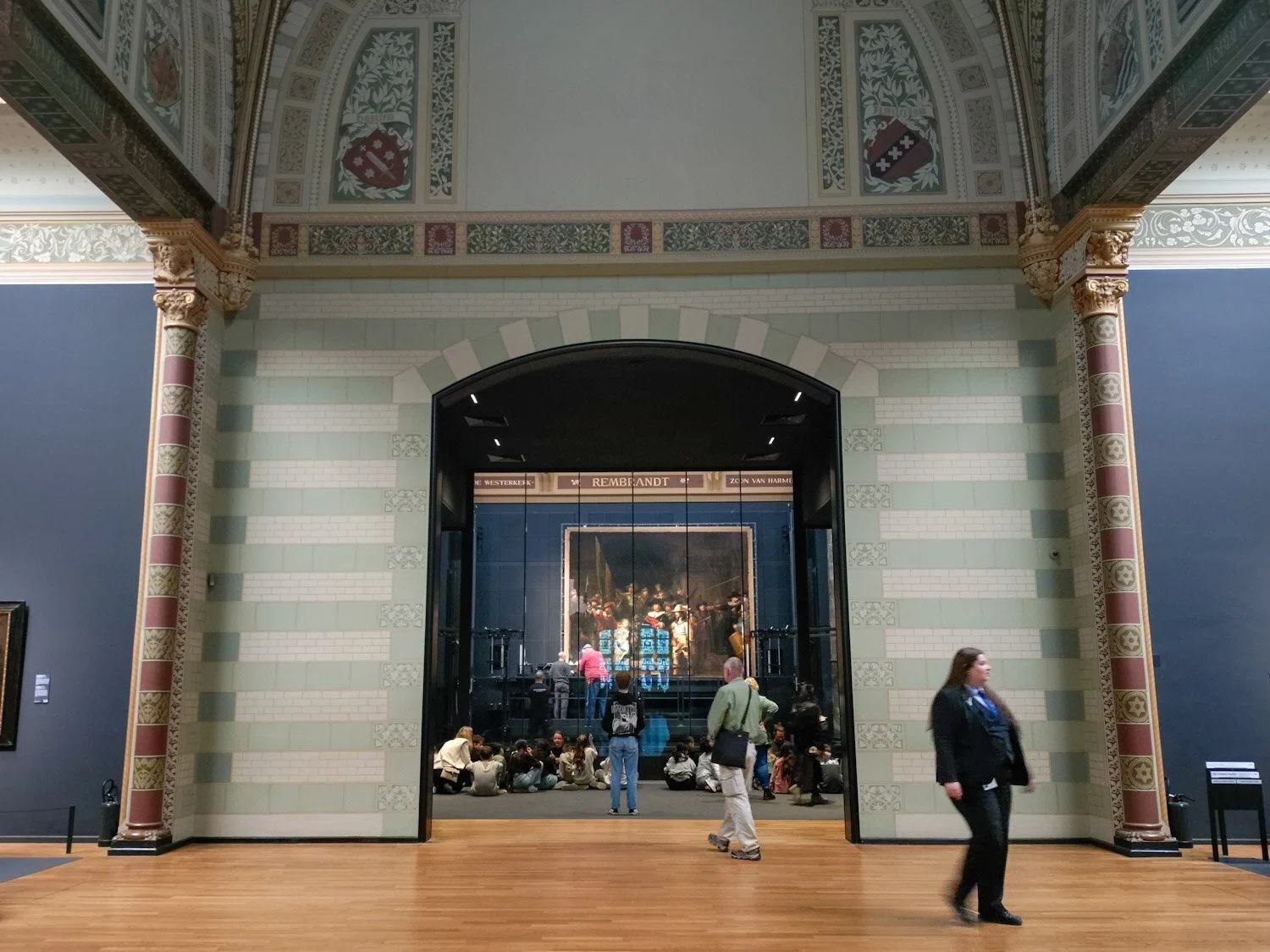 【中古】 奪われたレンブラント レンブラントの名画《夜警》の修復風景を公開！ オランダで史上最大の