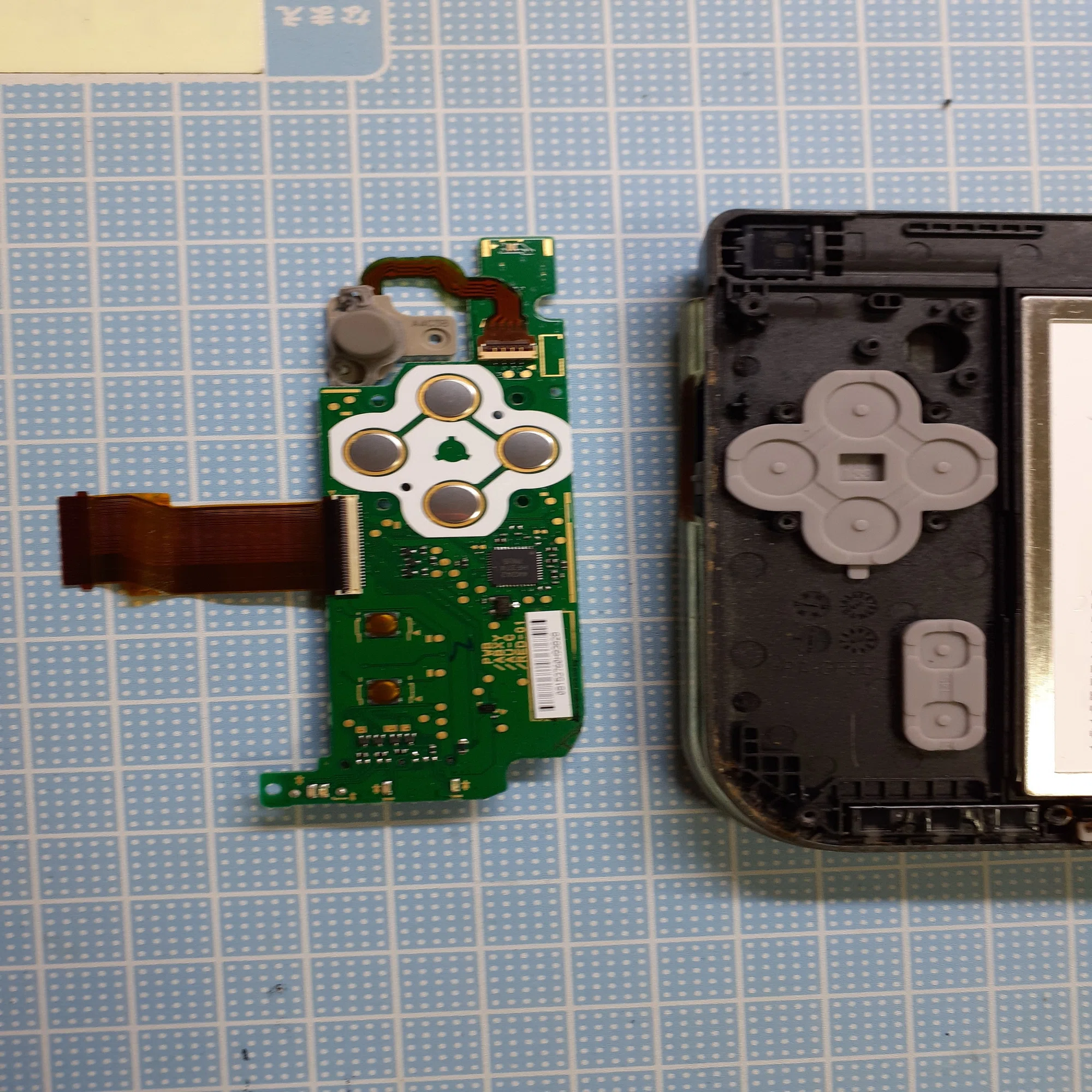 修理】New 3DS LL電源ボタン異常【DIY】｜楡木