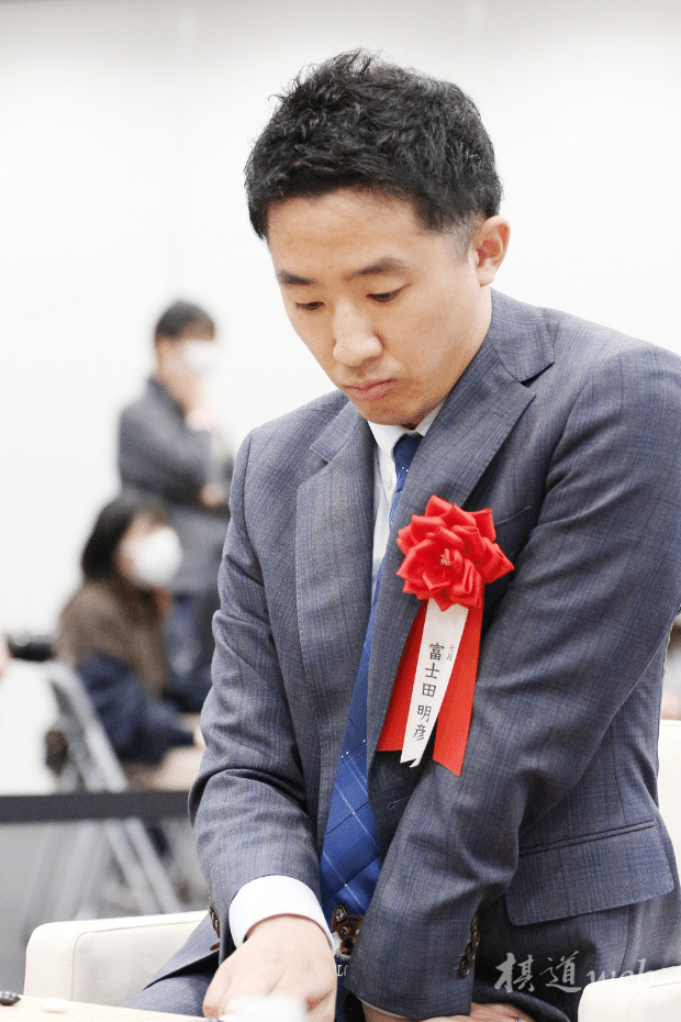 囲碁台のみ 第73回NHK杯囲碁トーナメント1回戦(2025/4/6) 表悠斗三段－羽根