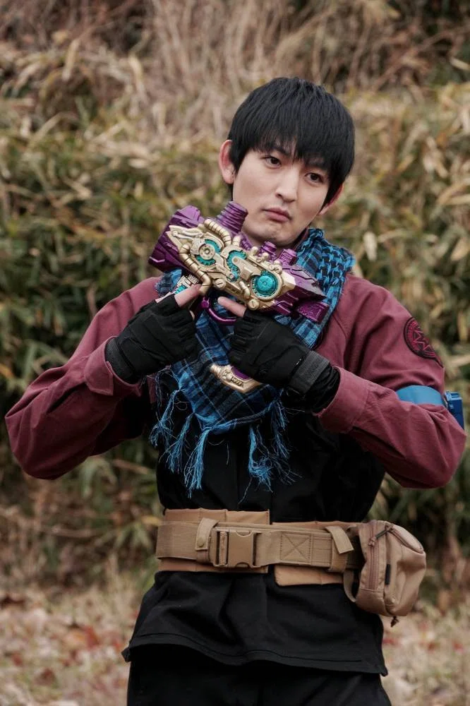 仮面ライダーローグVSマッドローグ第10話「遂に復活!天才物理学者、桐生戦兎!」|ライデン