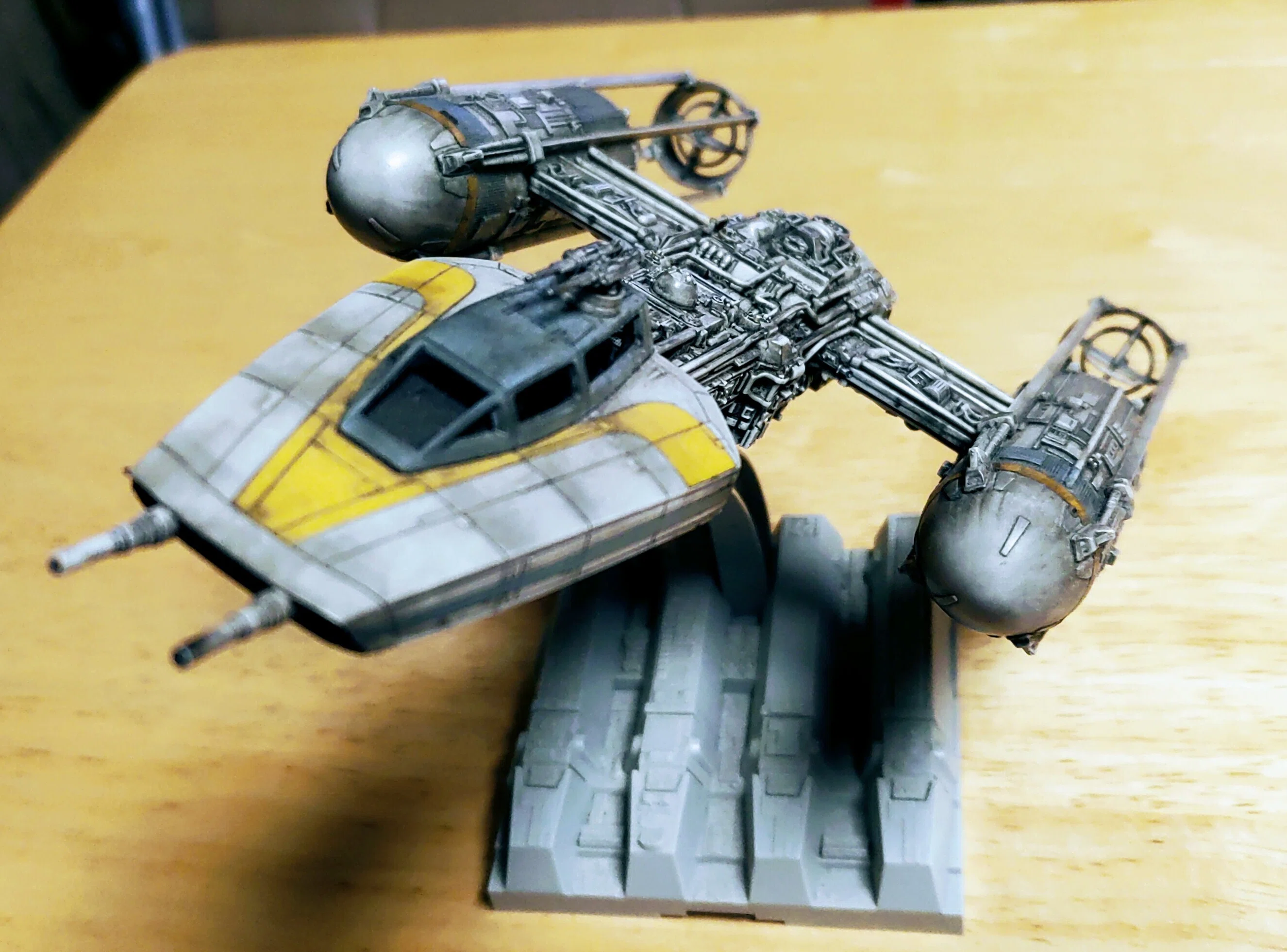 1/72 Y ウィング ファイター』 プラモデル 【バンダイ】 スター