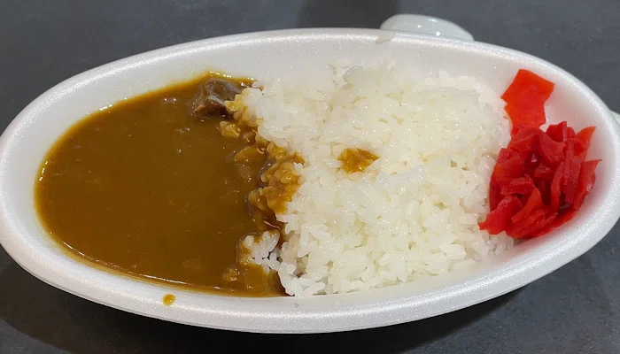 阪神競馬場宝塚カレーのビーフカレー