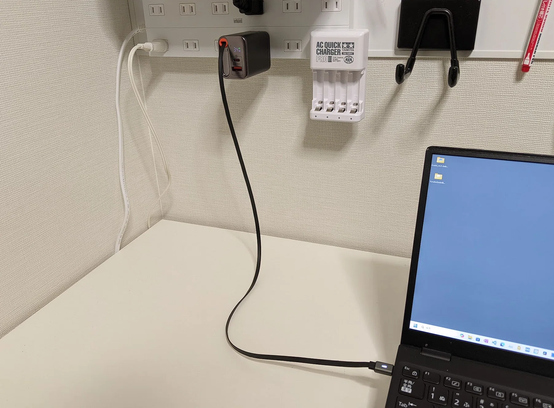 USB充電器の使い勝手が進化した気がするので購入した(Mcdodoリール