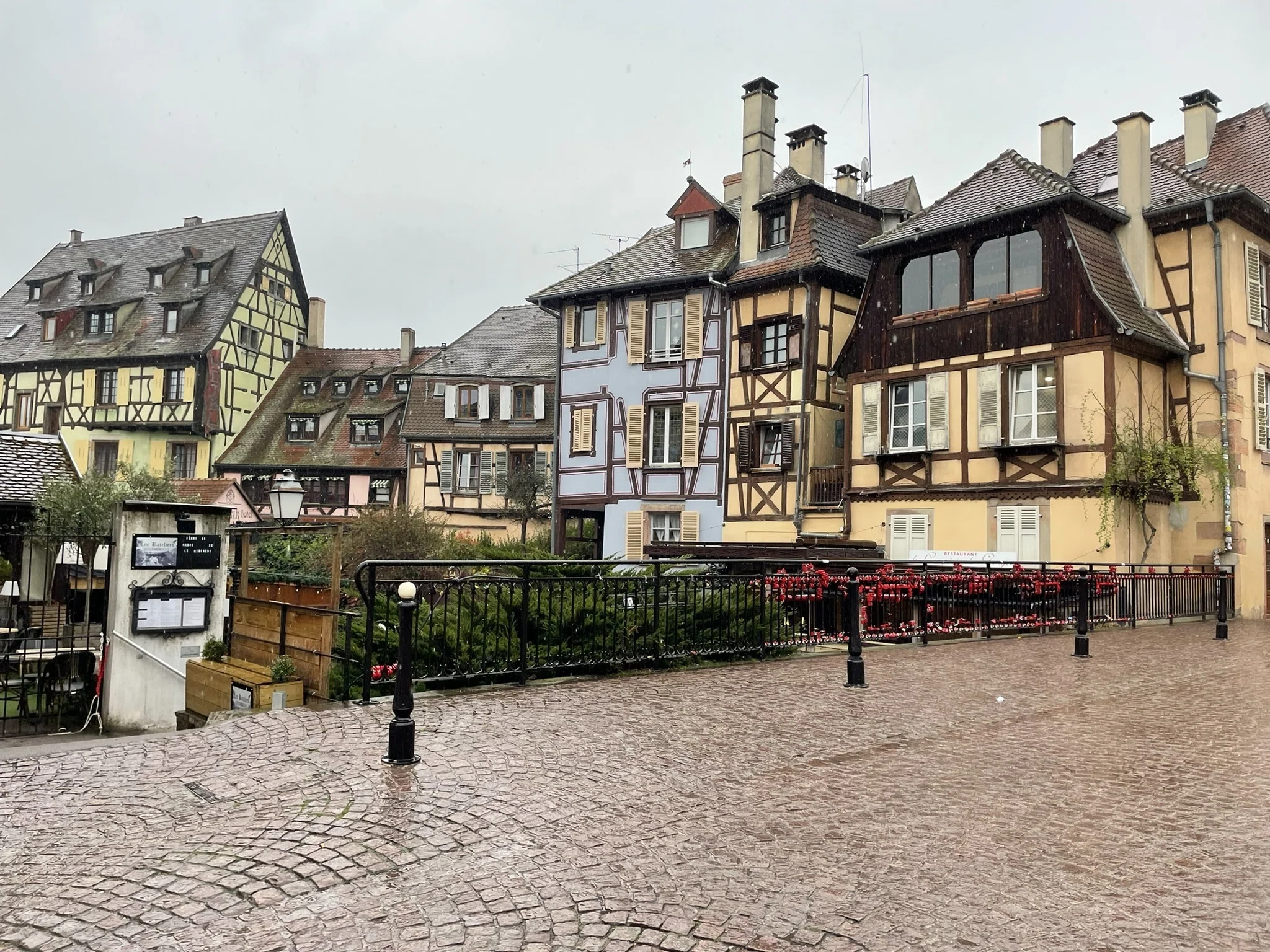 フランス街レポ】コルマール（Colmar）について独自調査｜曽麻綾とその作者